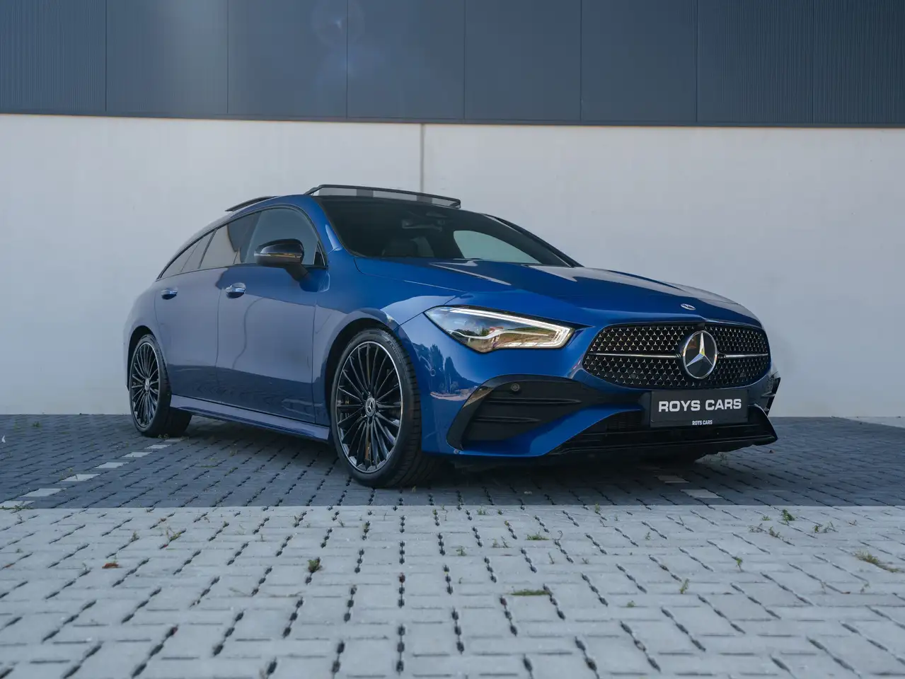 Mercedes-Benz CLA CLA180 AMG-LINE/PANO DAK/CAMERA/ZETELVERWARMING/ADAP CRUISE CONTROL/FACELIFT MODEL/APPLE CARPLAY, миниатюра 3