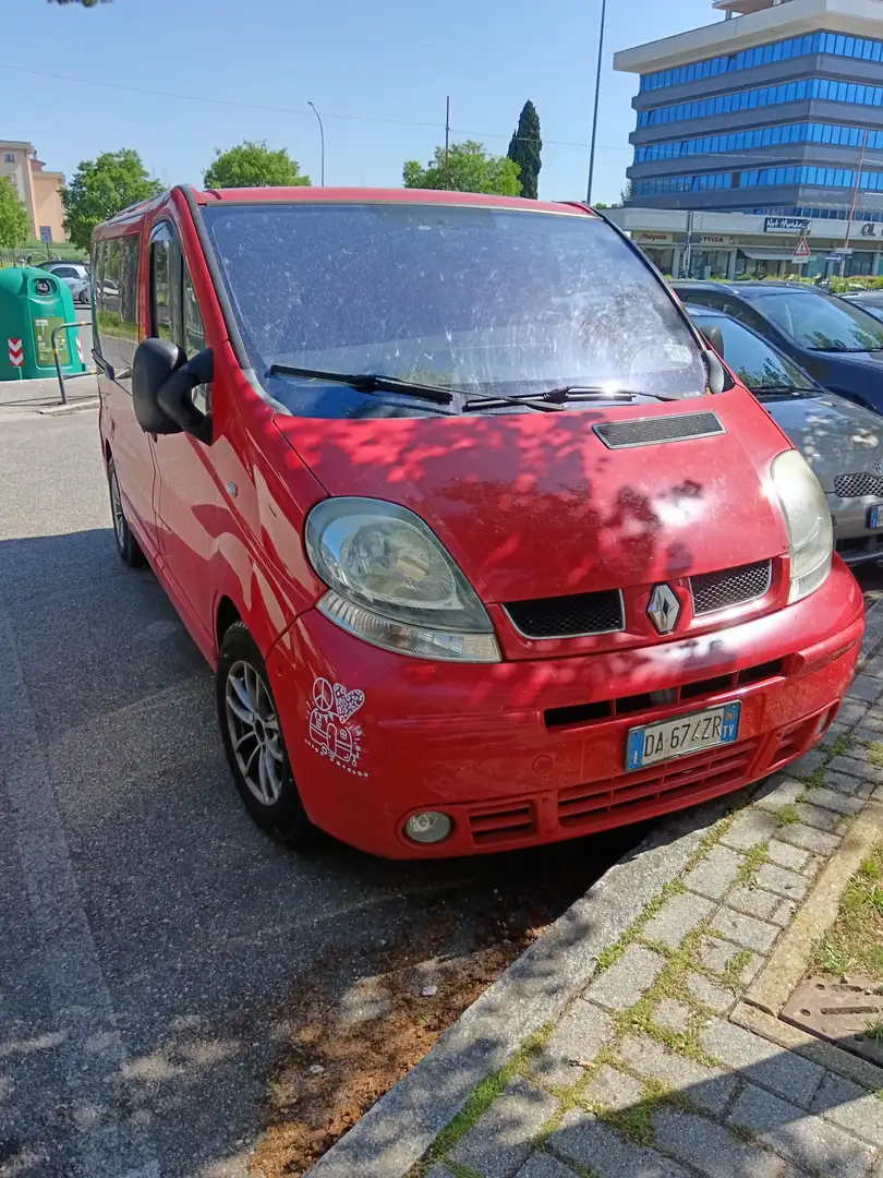 Renault Trafic Traffic ii 2.5cc Czerwony - 2