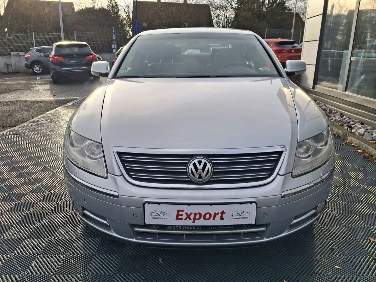 Volkswagen Phaeton V6 TDI 4Motion Zilver - 2