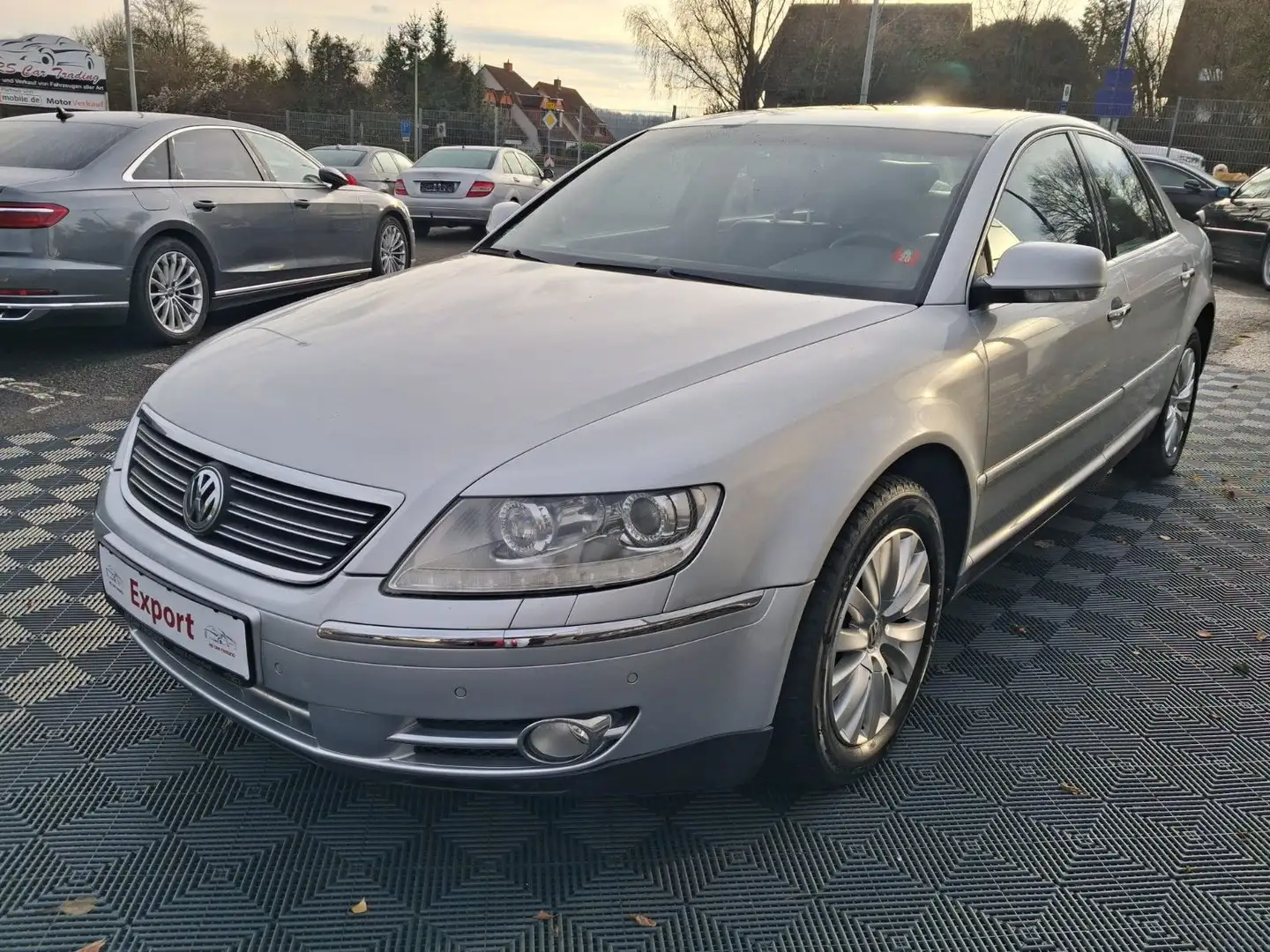 Volkswagen Phaeton V6 TDI 4Motion Zilver - 1