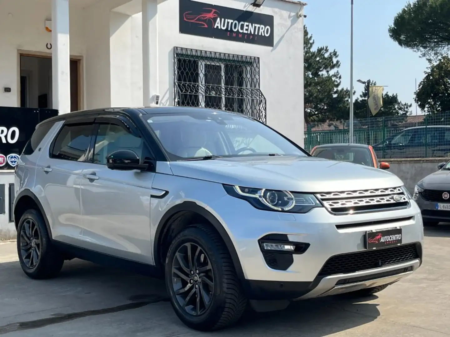 Land Rover Discovery Sport 2.0 TD4 150 CV Auto  Ed. Premium HSE Grau - 1