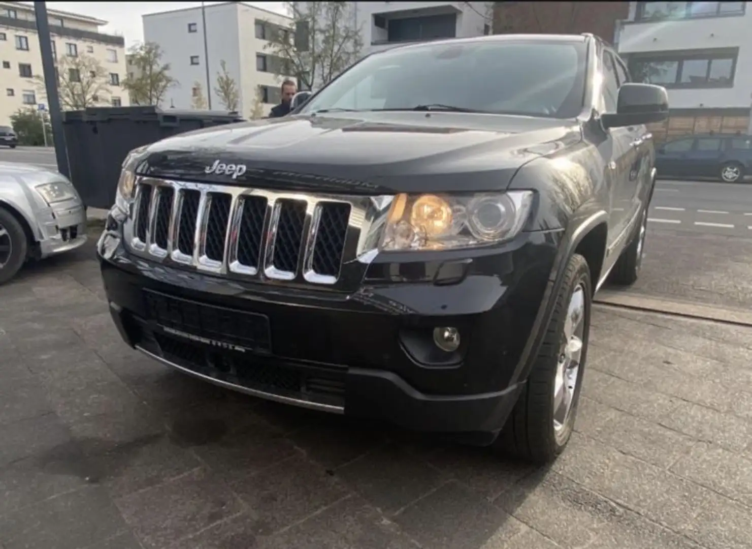 Jeep Grand Cherokee 3.0I CRD Overland Schwarz - 1
