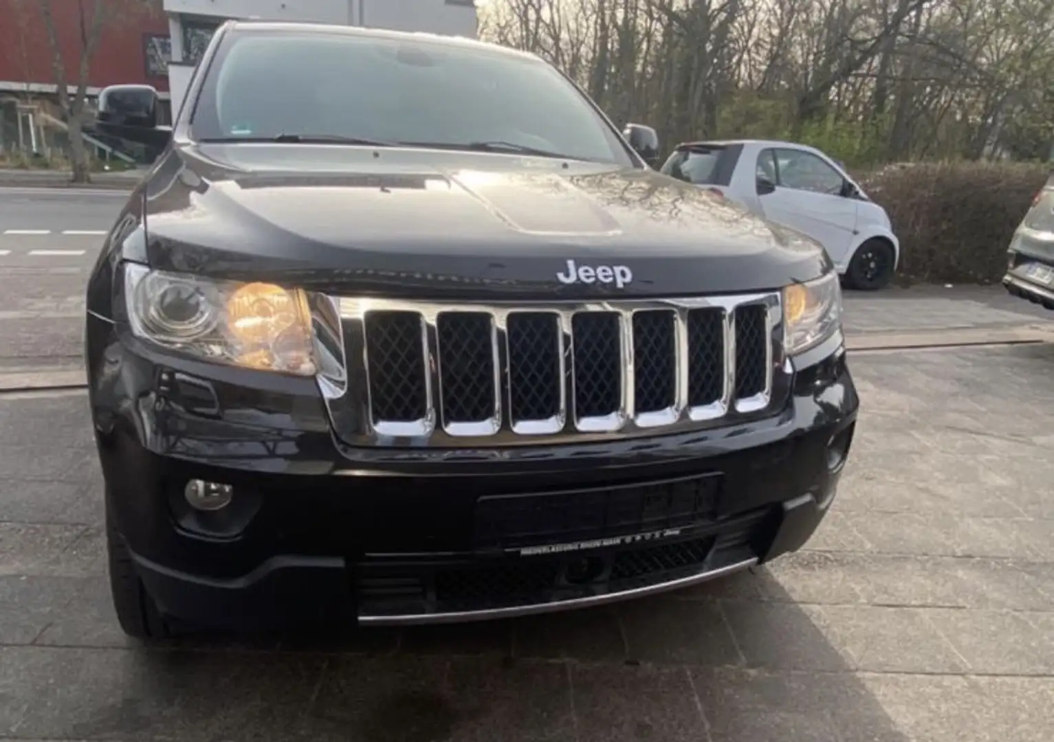 Jeep Grand Cherokee 3.0I CRD Overland Schwarz - 2