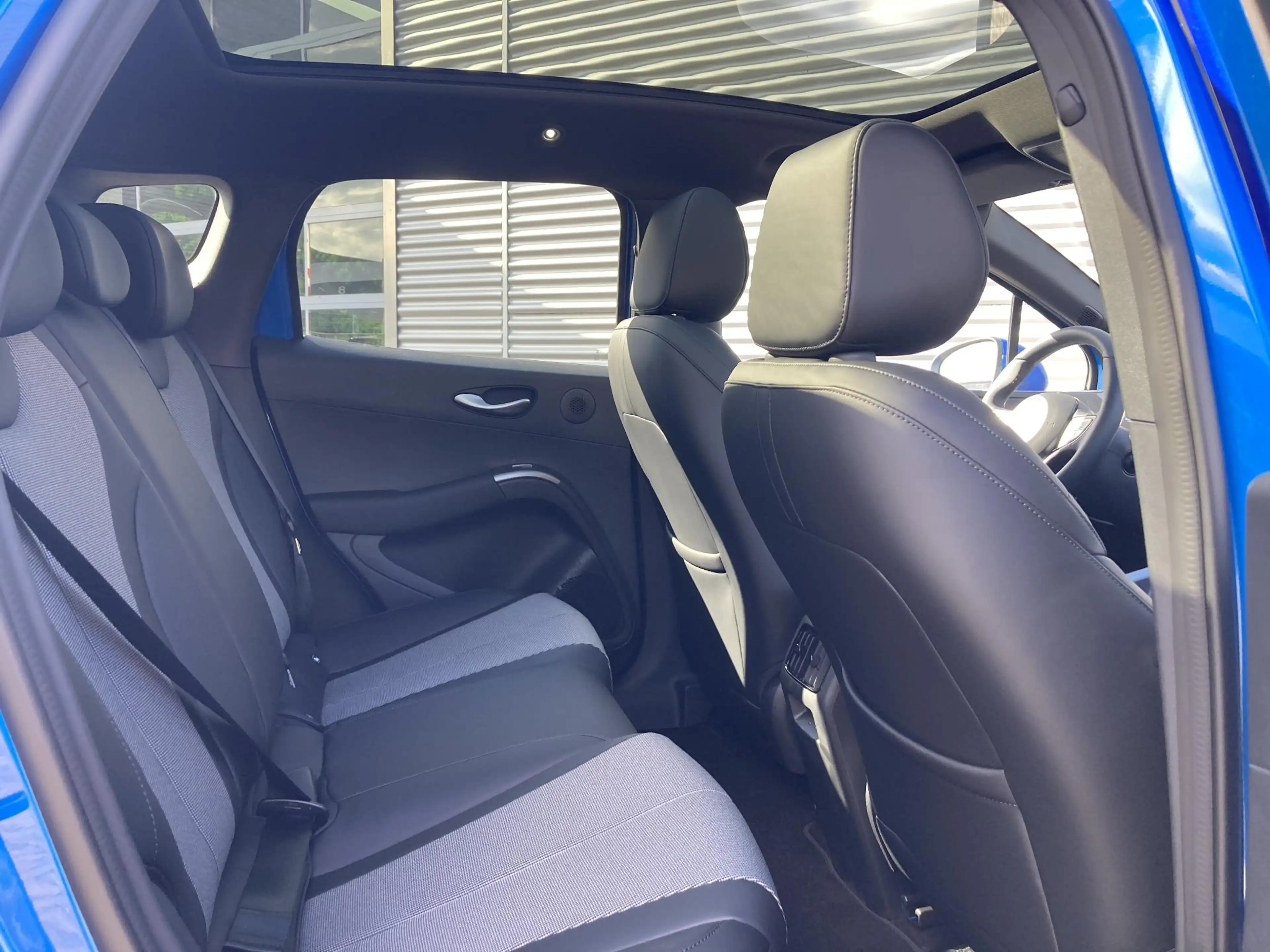 BYD Dolphin G 1.5L DM-i Comfort — photo 11