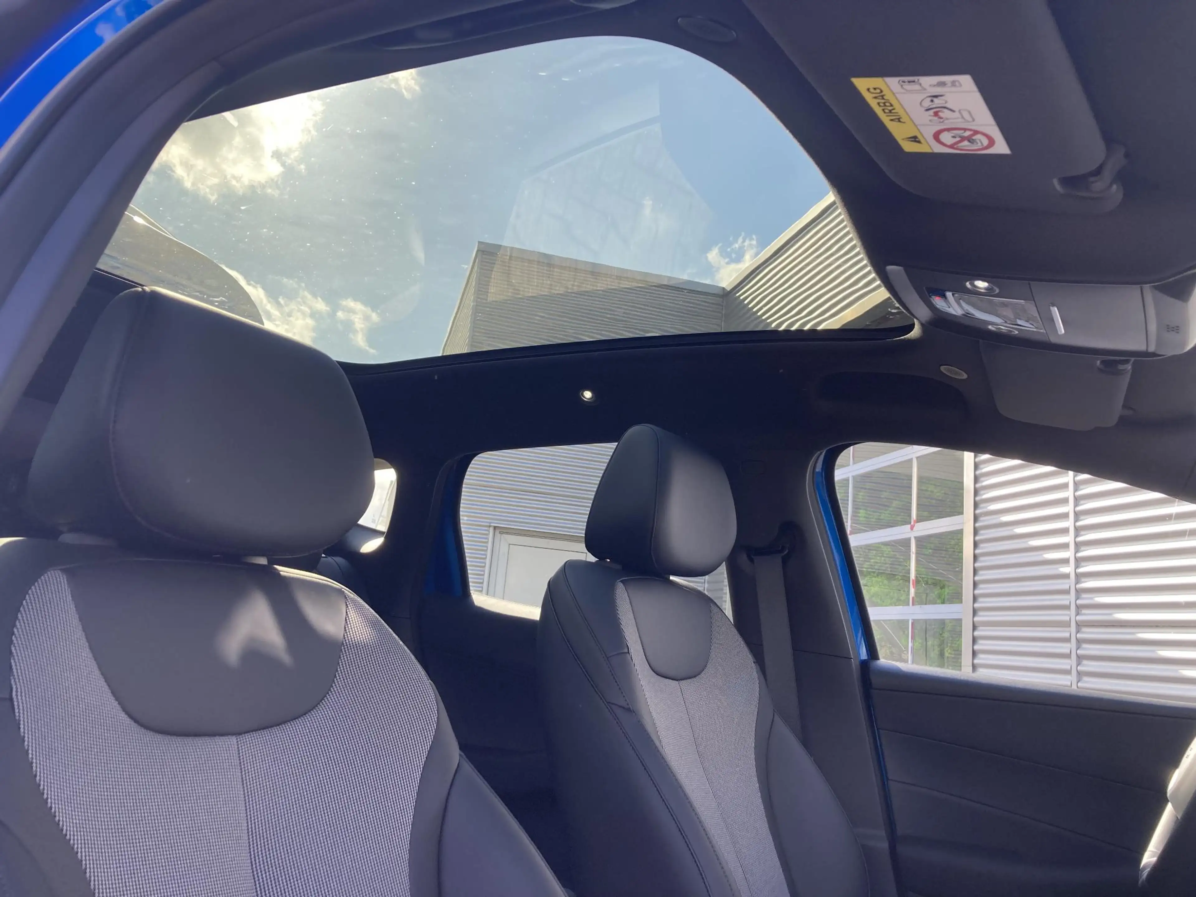 BYD Dolphin G 1.5L DM-i Comfort — photo 10