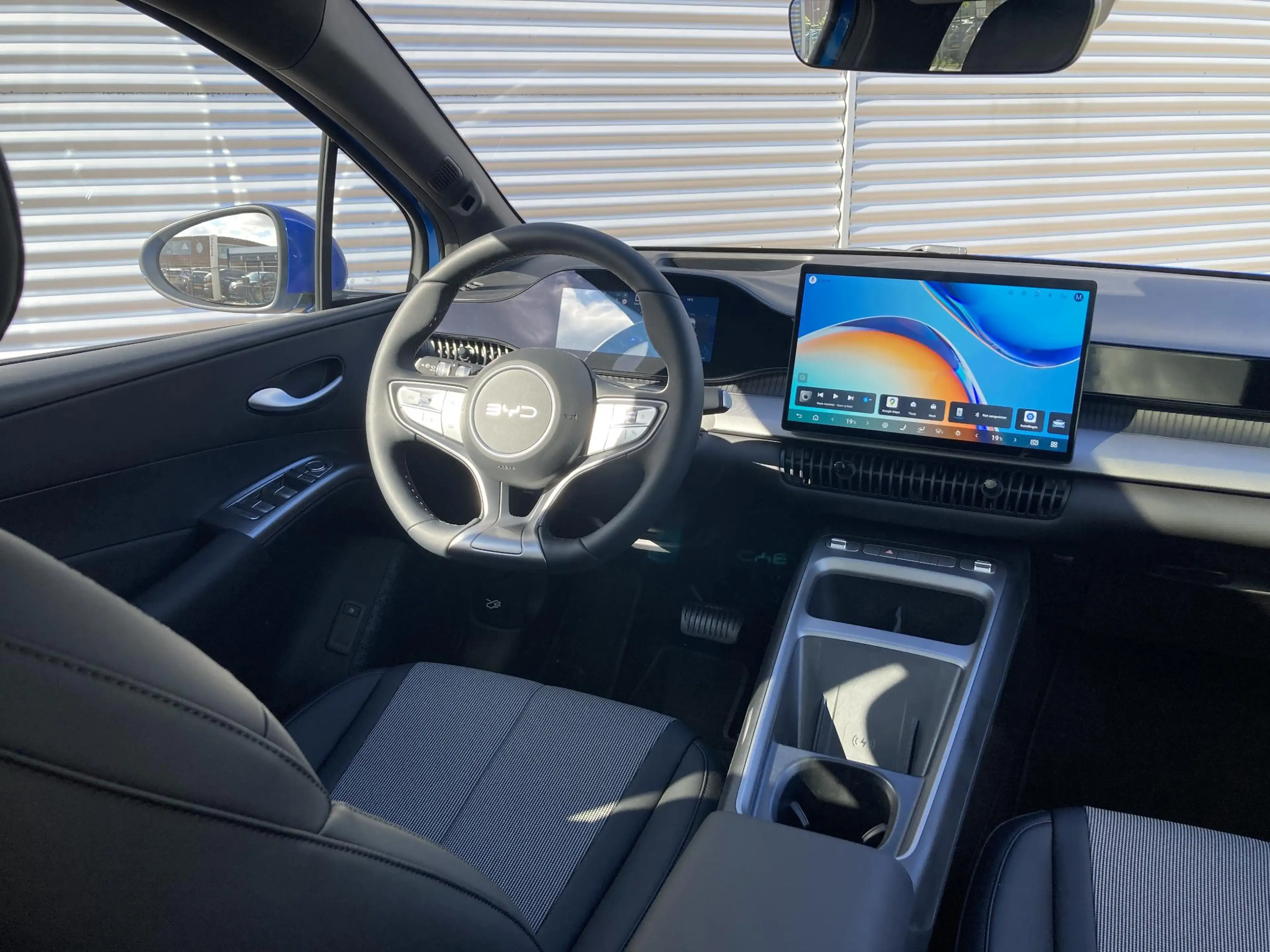 BYD Dolphin G 1.5L DM-i Comfort — photo 2