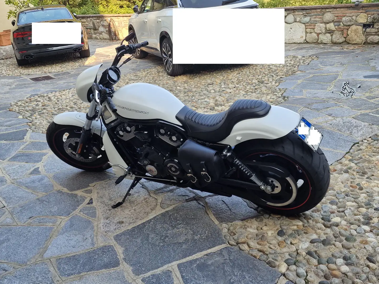 Harley-Davidson V-Rod VRSCDX Wit - 2