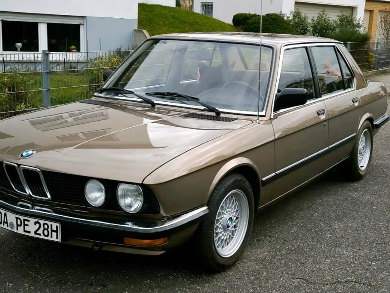BMW 520 i, foto 11