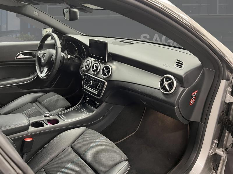 Mercedes-Benz CLA 180 d Urban — photo 4