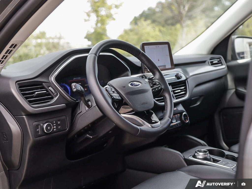 used 2022 Ford Escape car, priced at $25,647