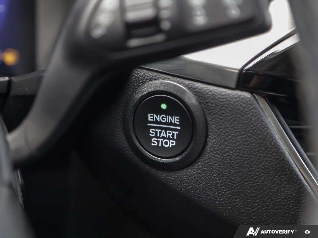 used 2022 Ford Escape car, priced at $25,647