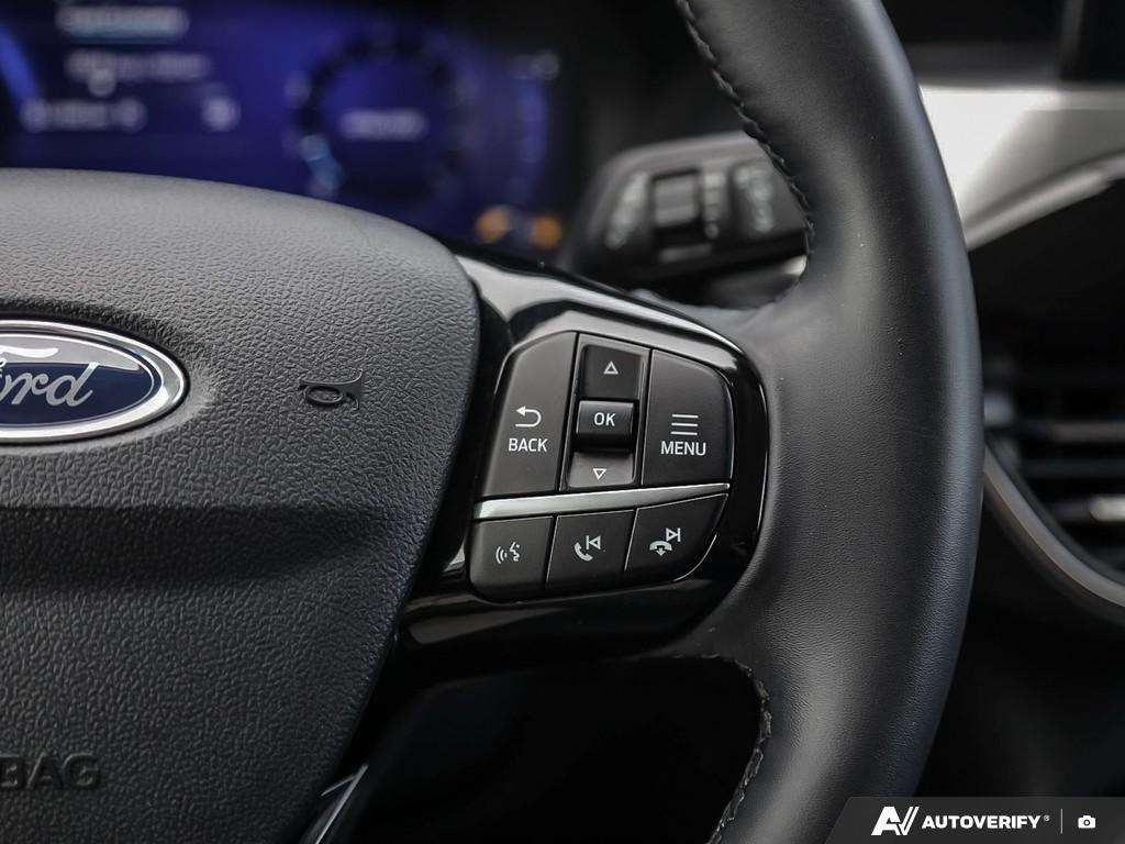 used 2022 Ford Escape car, priced at $25,647