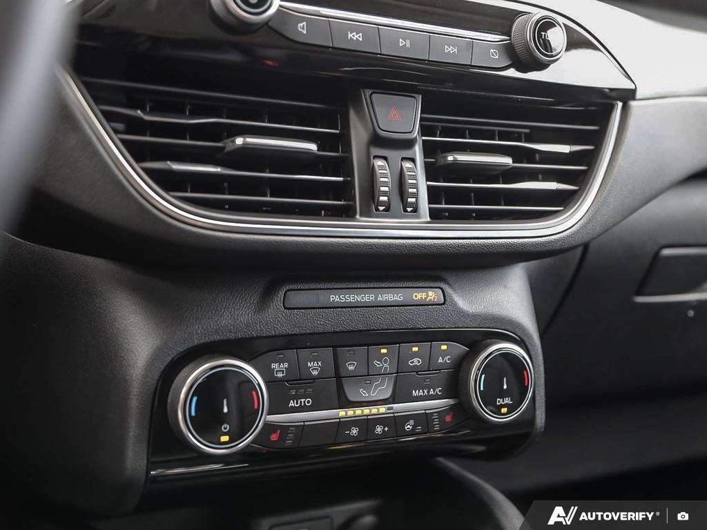 used 2022 Ford Escape car, priced at $25,647