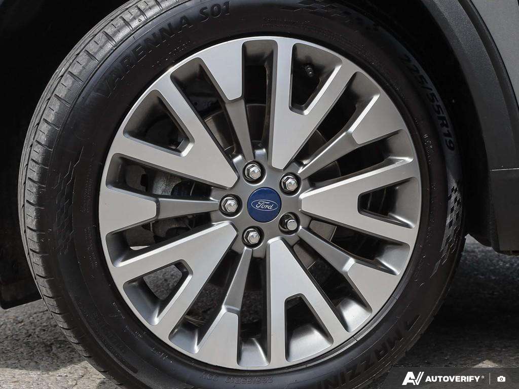 used 2022 Ford Escape car, priced at $25,647