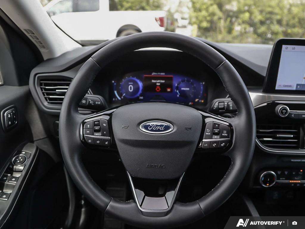 used 2022 Ford Escape car, priced at $25,647