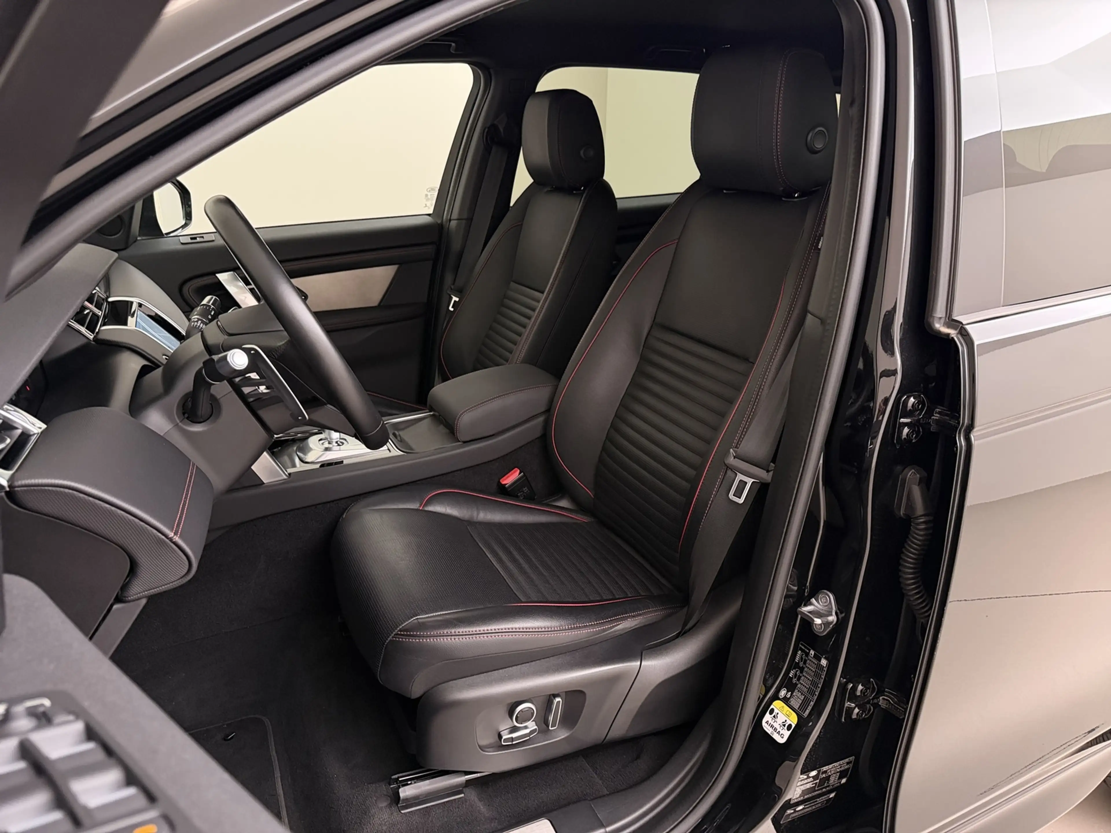 Land Rover Discovery Sport P300e 1.5 R-Dynamic S I Leder I Camera I Elek. sto — photo 3