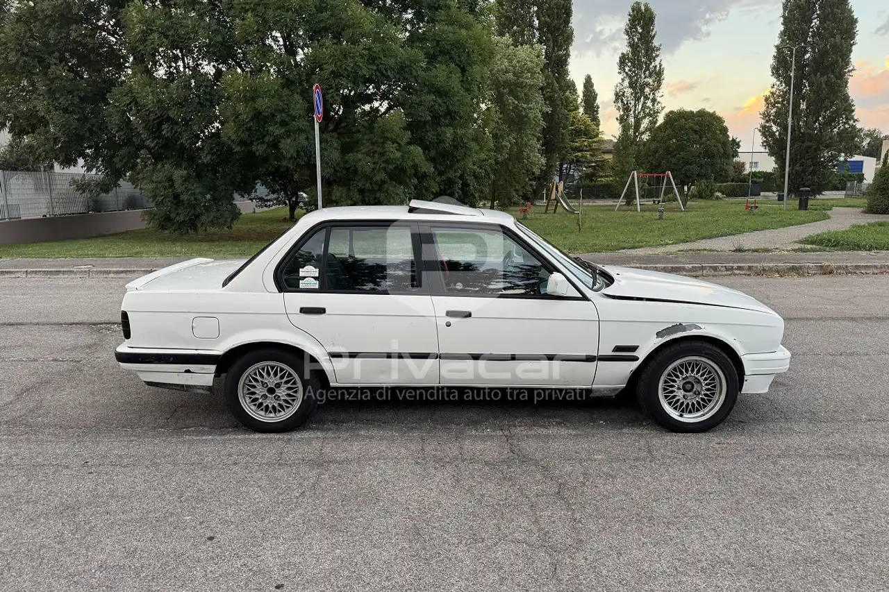 BMW 318i cat 4 porte, foto 5