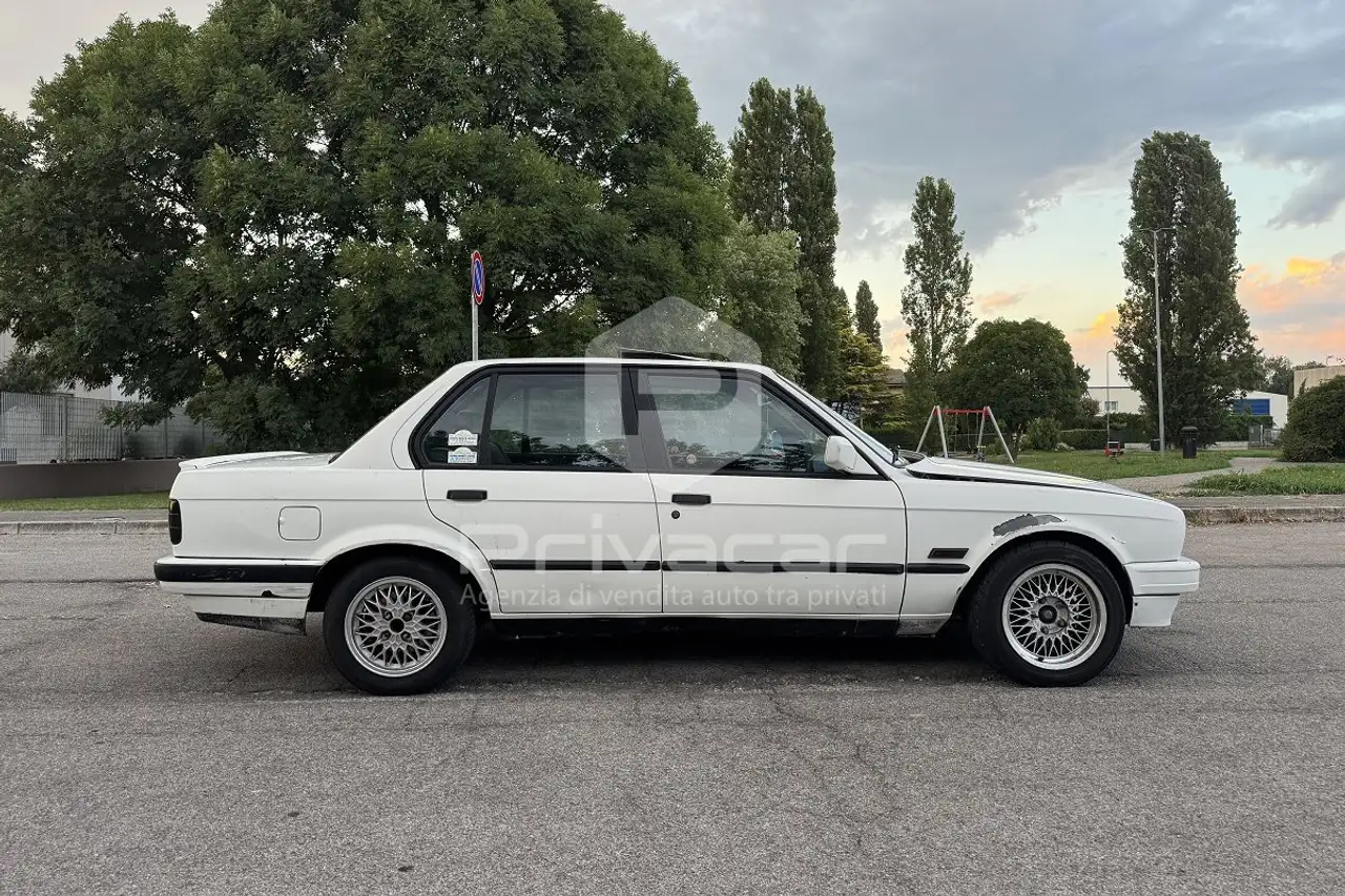 BMW 318i cat 4 porte, foto 6