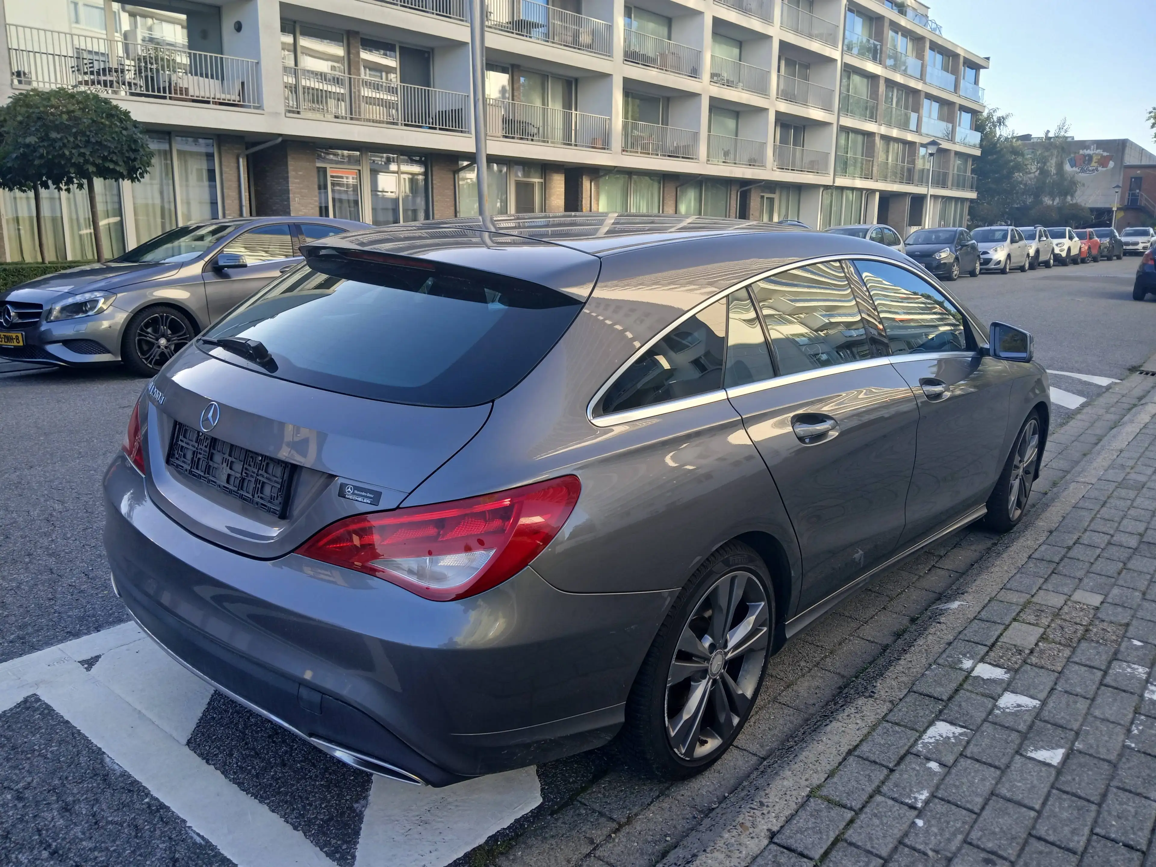 Mercedes-Benz CLA 200 — photo 2