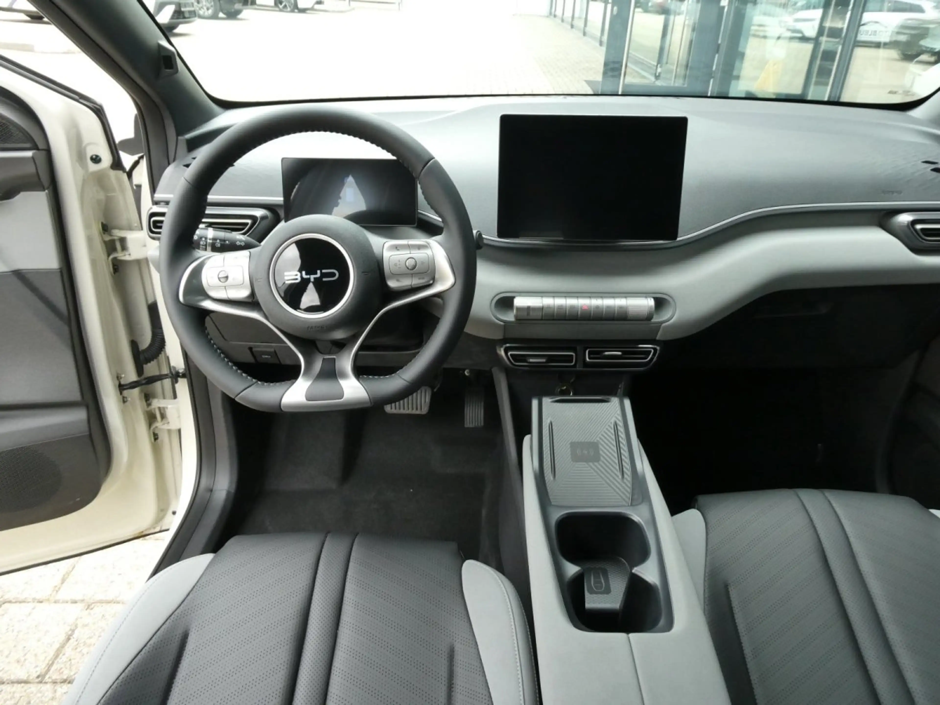 BYD Dolphin Surf Comfort 43kWh *Leder*LED*360-Grad*SHZ* — photo 12