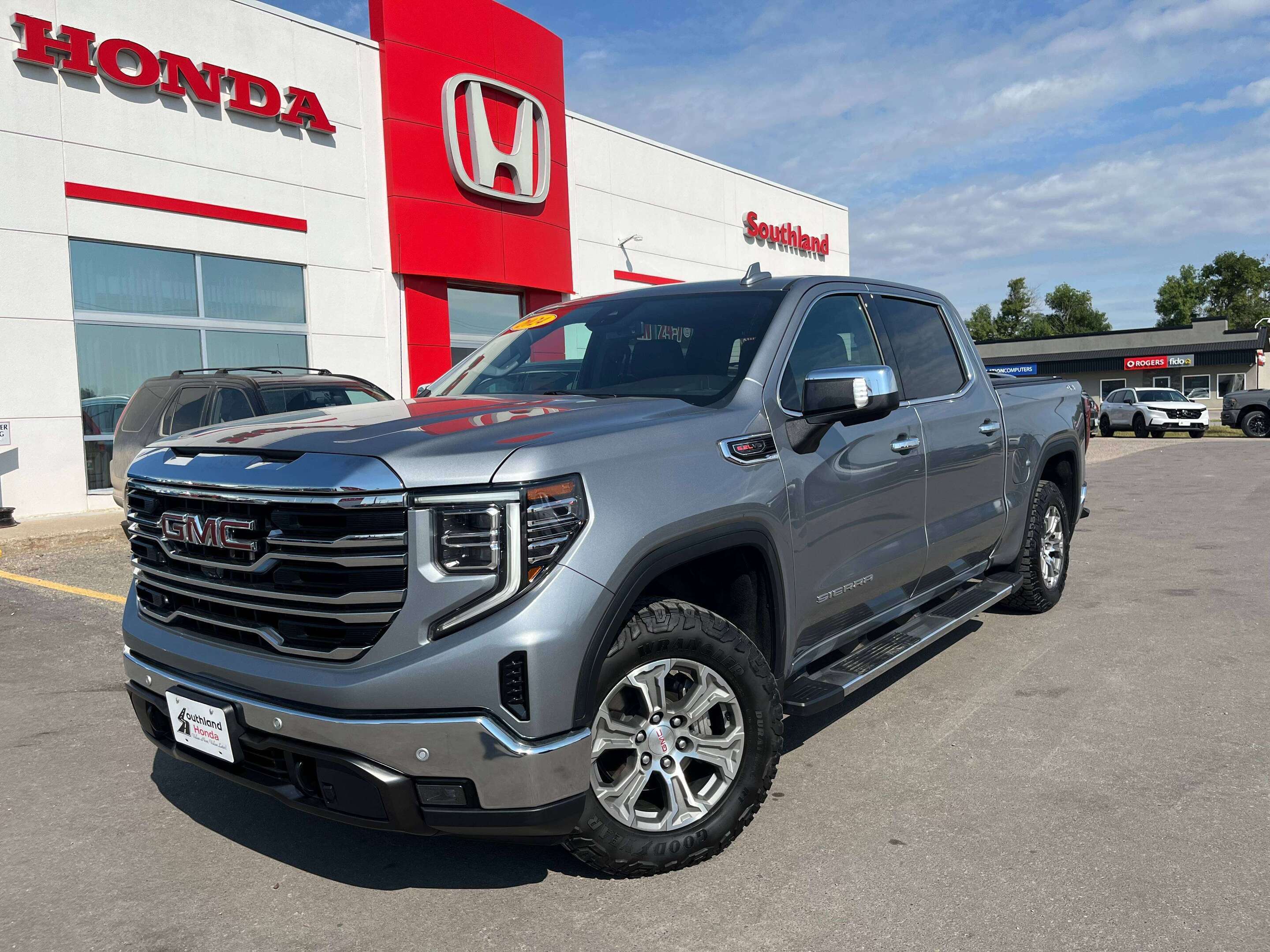 Sterling Metallic 2024 GMC Sierra 1500 Pickup Truck Four-Wheel Drive Automatic