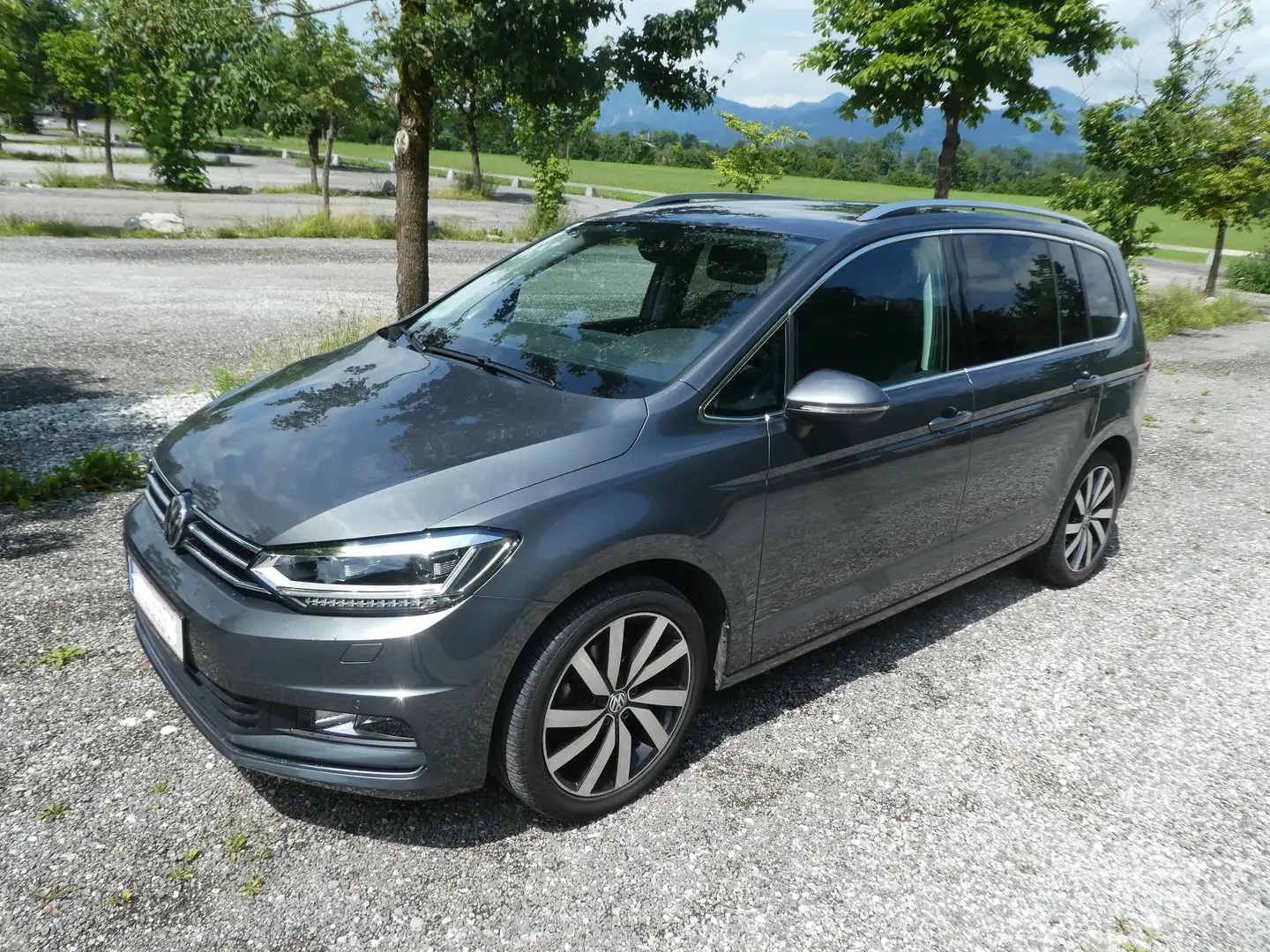 Volkswagen Touran Touran Highline 1,6 SCR TDI Highline - 1