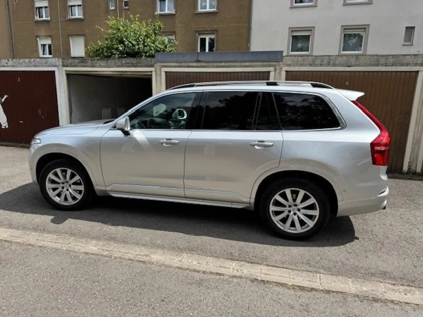 Volvo XC90 XC90 D5 AWD Geartronic Momentum Argent - 2