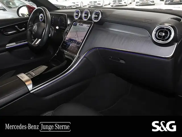 Mercedes-Benz GLC view 10