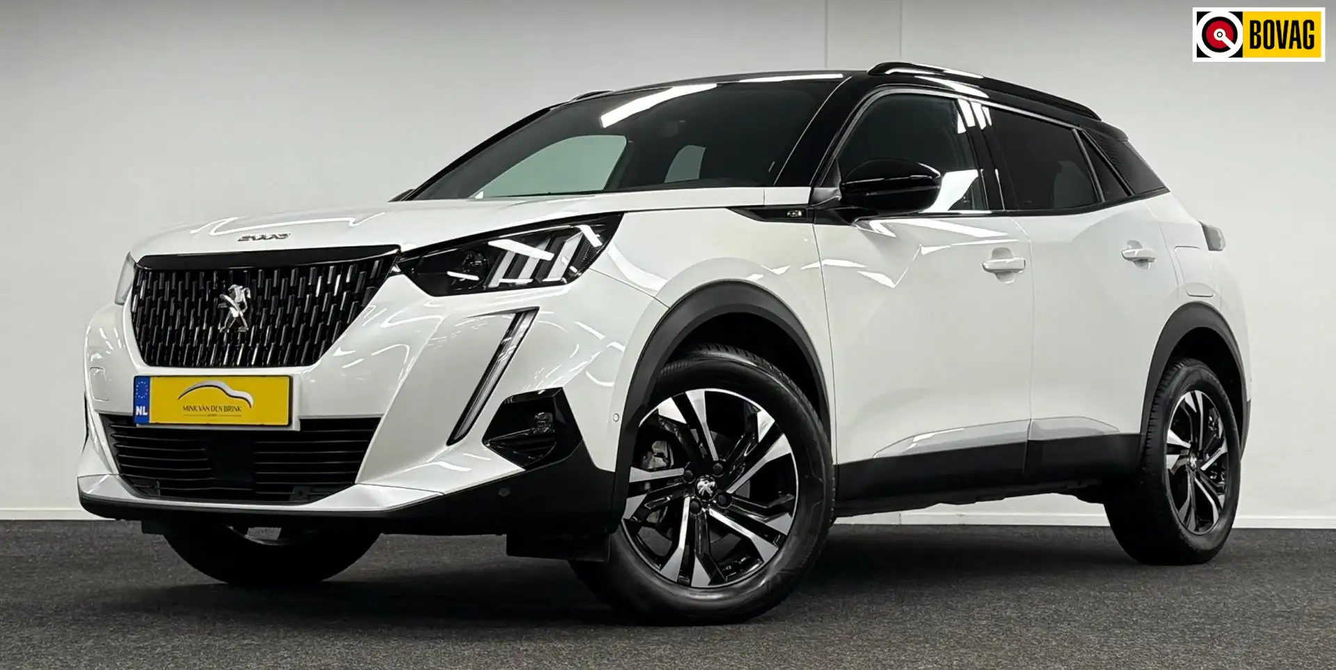 Peugeot 2008 1.2 PureTech GT Pack*DigitalDisplay*Stoelverw*Navi Blanc - 1
