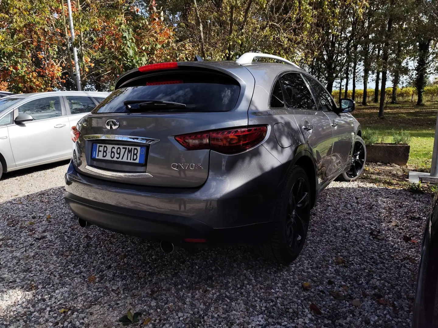 Infiniti FX QX70 (FX) 3.0d V6 S Premium auto FL - 2