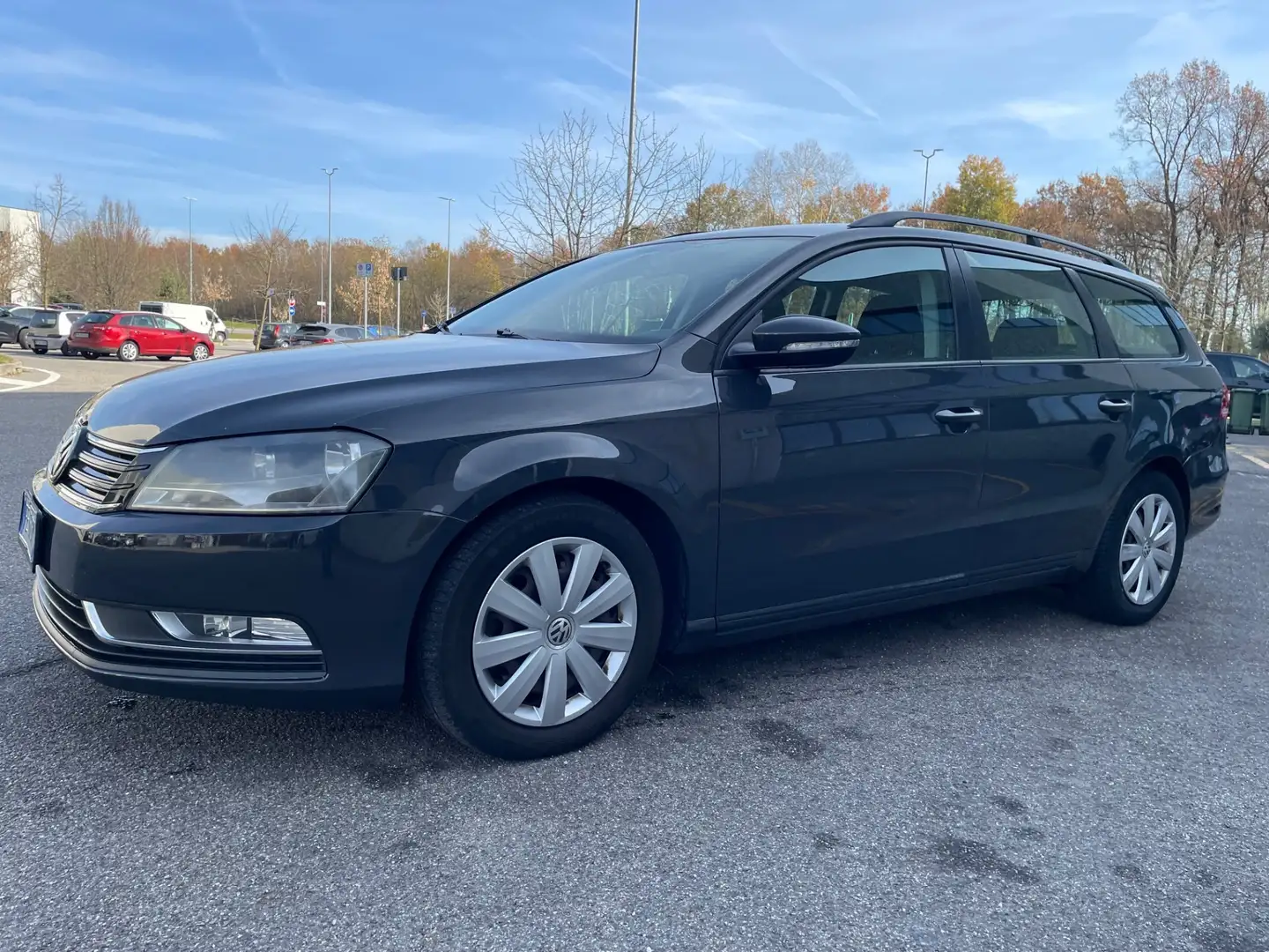 Volkswagen Passat Passat 1.6 TDI Comfortline*Neopatentati* Gris - 2