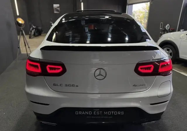 Mercedes-Benz GLC view 15