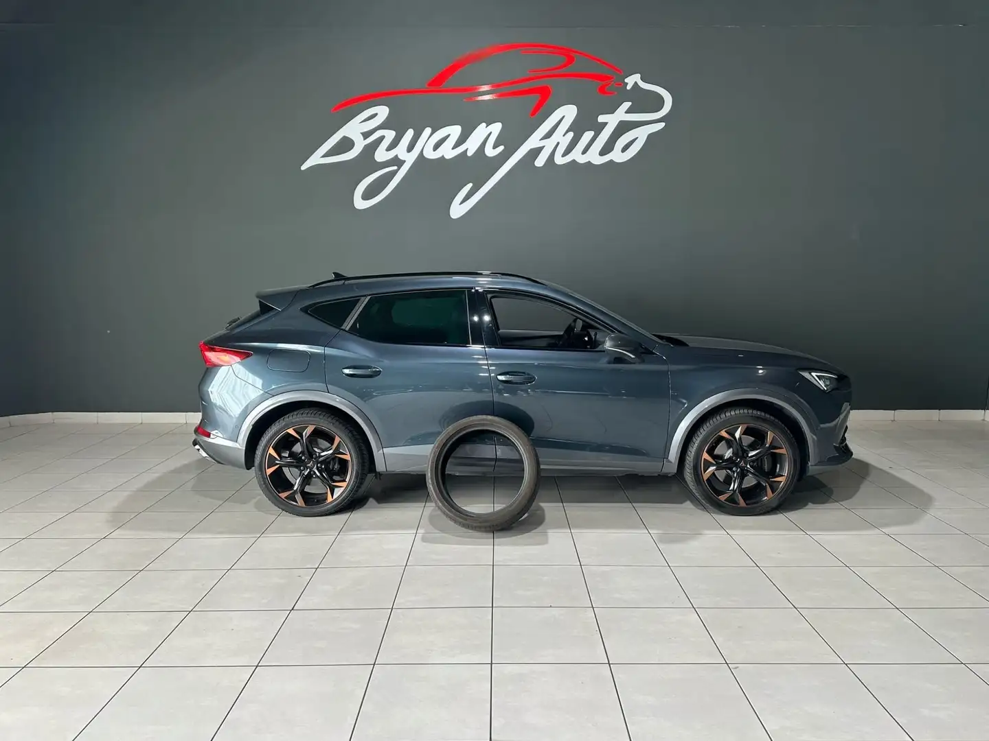 CUPRA Formentor 1.4 e-hybrid VZ 245cv dsg Grigio - 1