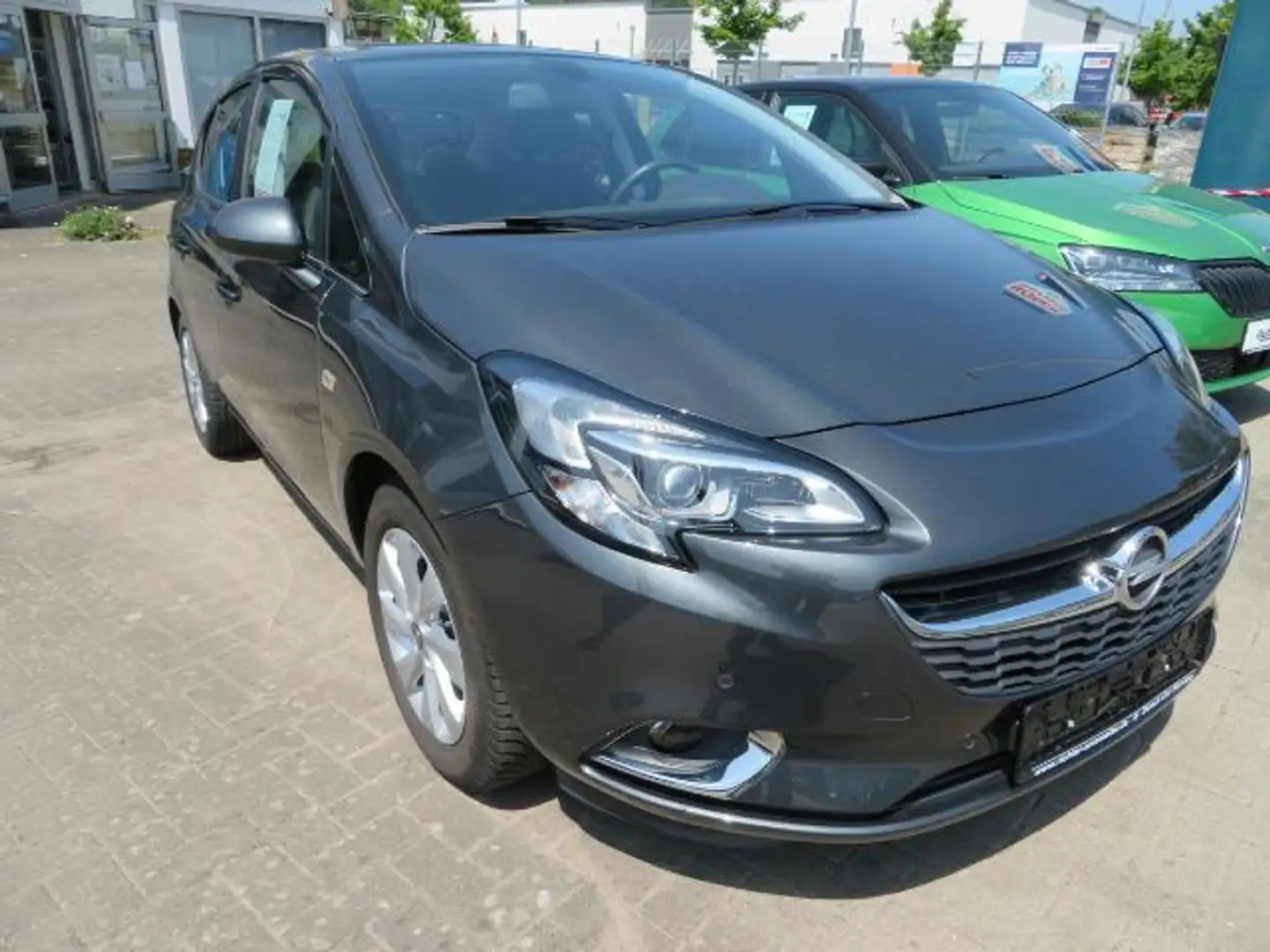 Opel Corsa 1.4 Innovation Grau - 1
