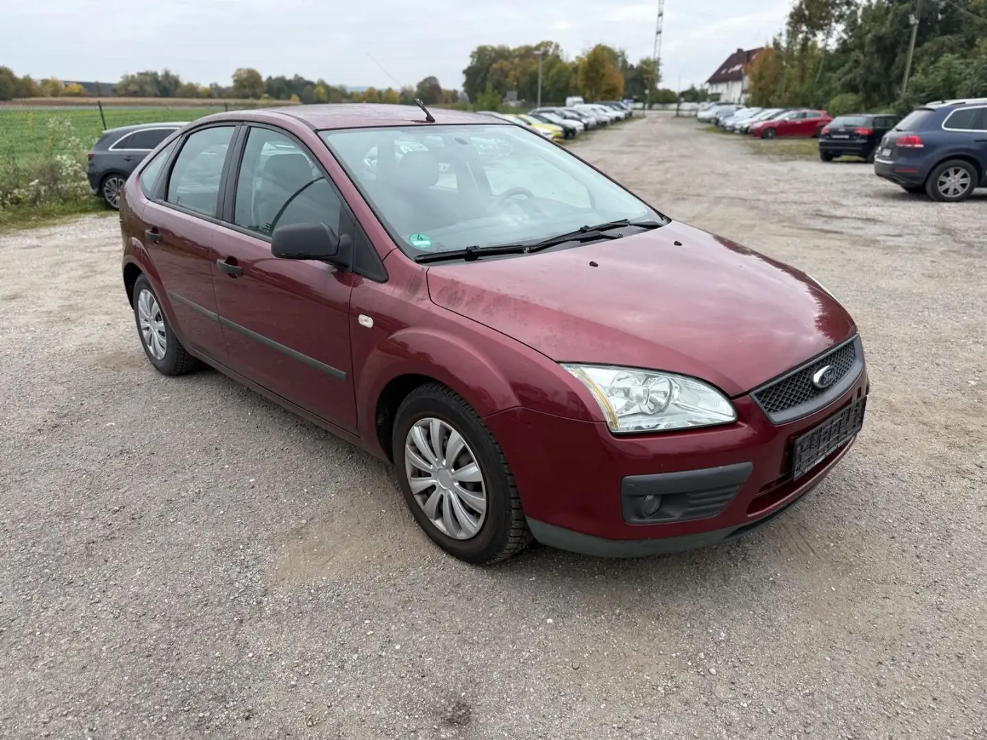 Ford Focus Lim. Trend I 5-trg I Klima Rot - 1