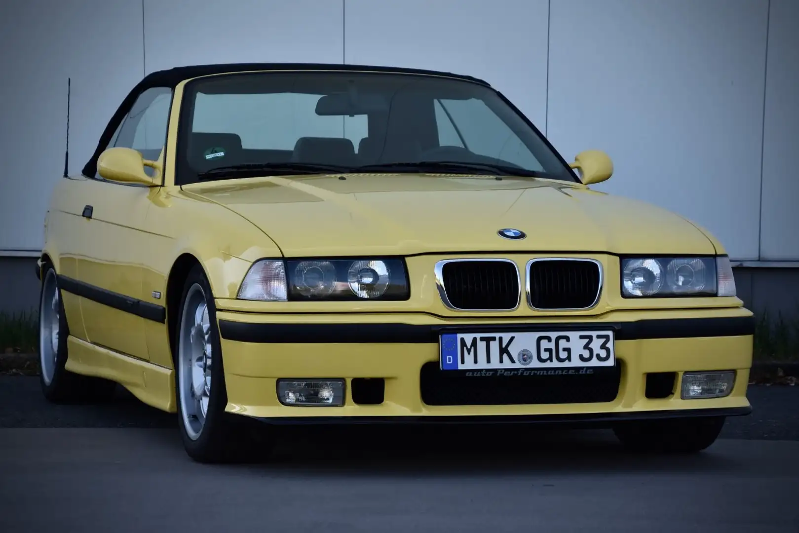 BMW M3 Cabrio 3,2 Automatik Restauriert Gelb - 1
