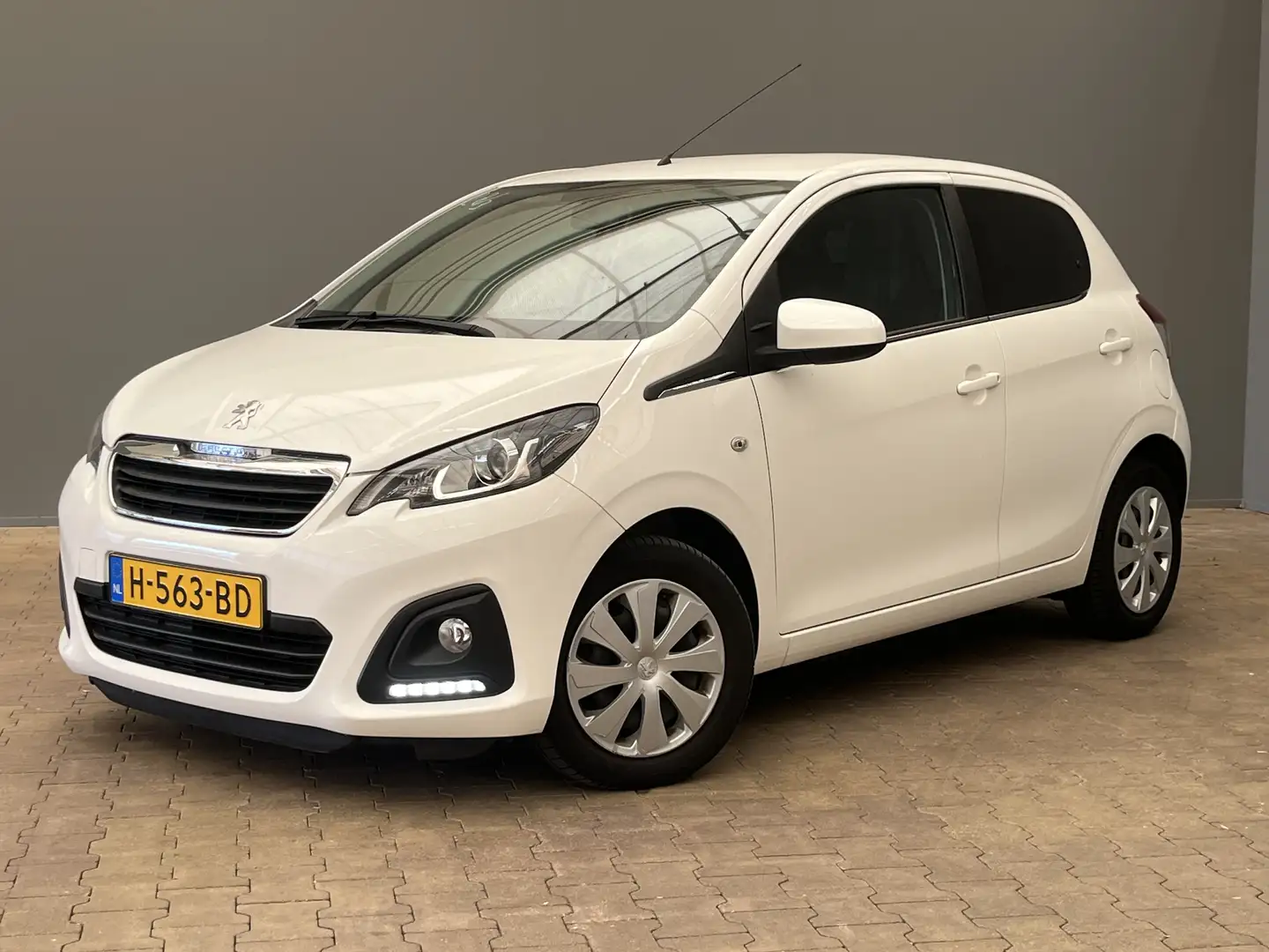 Peugeot 108 1.0 e-VTi Active | Airco | Bluetooth telefoonvoorb Wit - 1