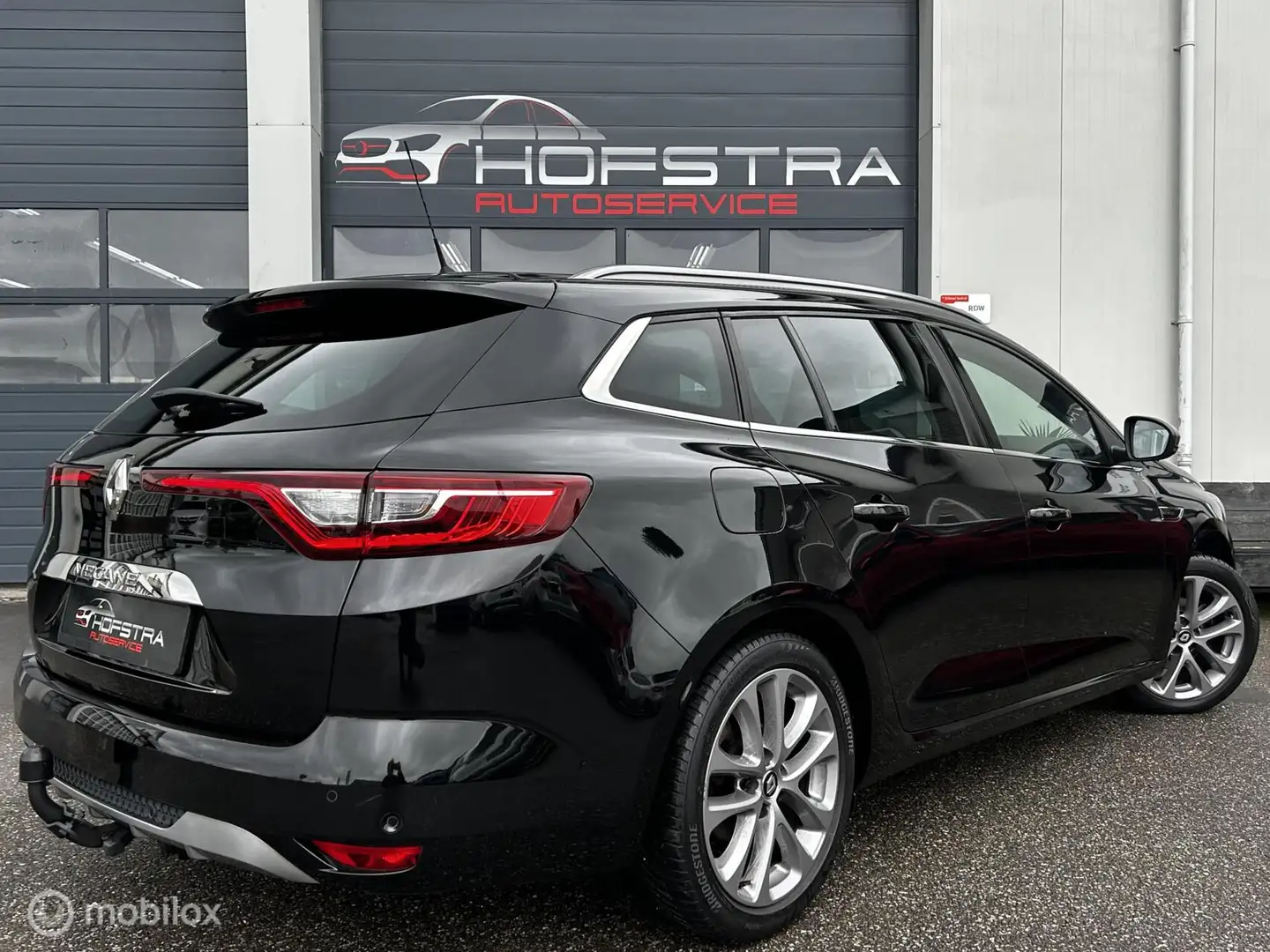 Renault Megane Estate 1.2 TCe GT-Line Camera Trekhk Bose Gr-Navi Negro - 2
