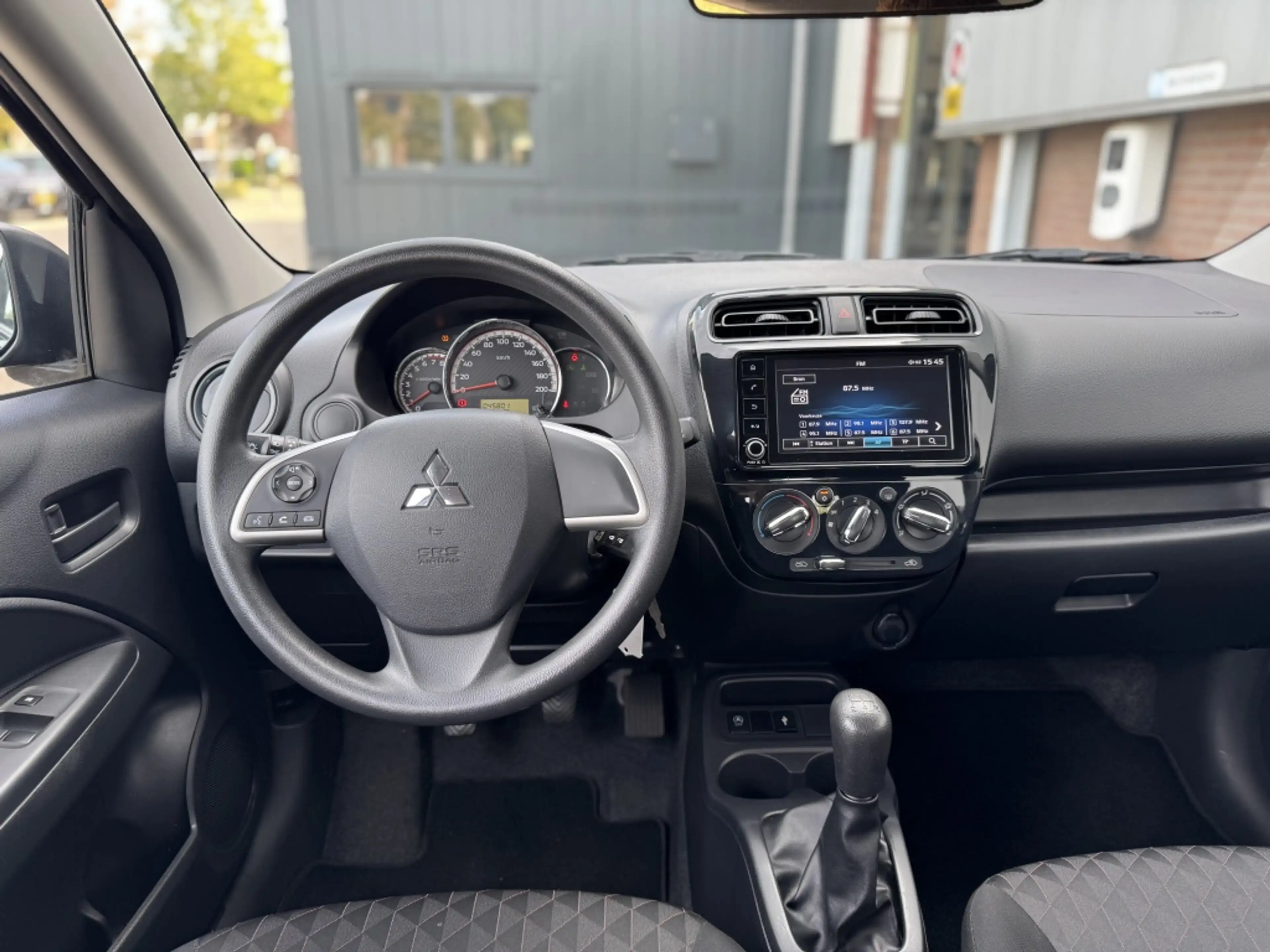 Mitsubishi Space Star 1.2 Connect+ — photo 12
