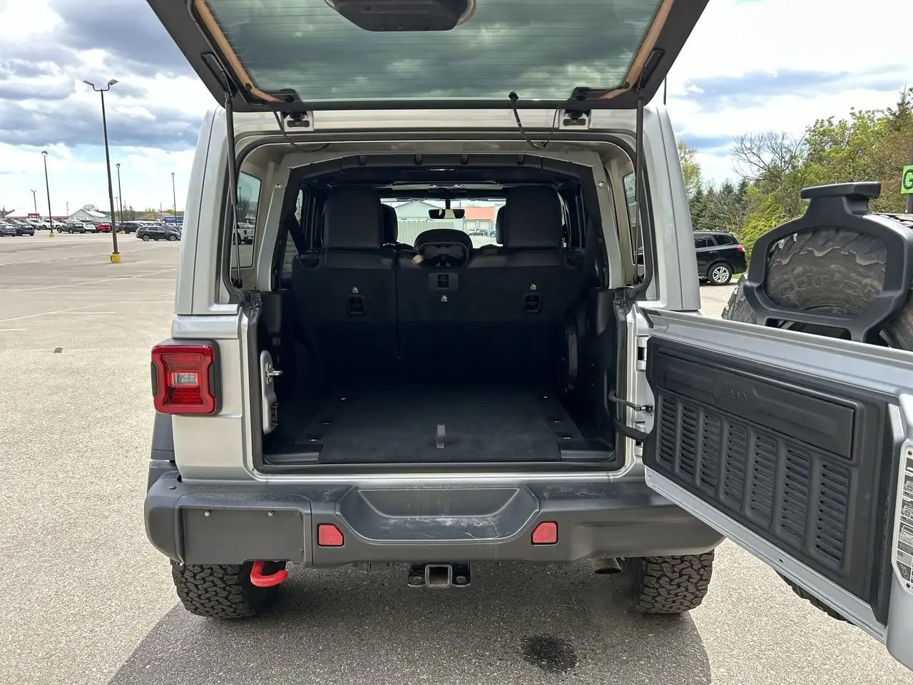 Jeep Wrangler снимка Jeep Wrangler