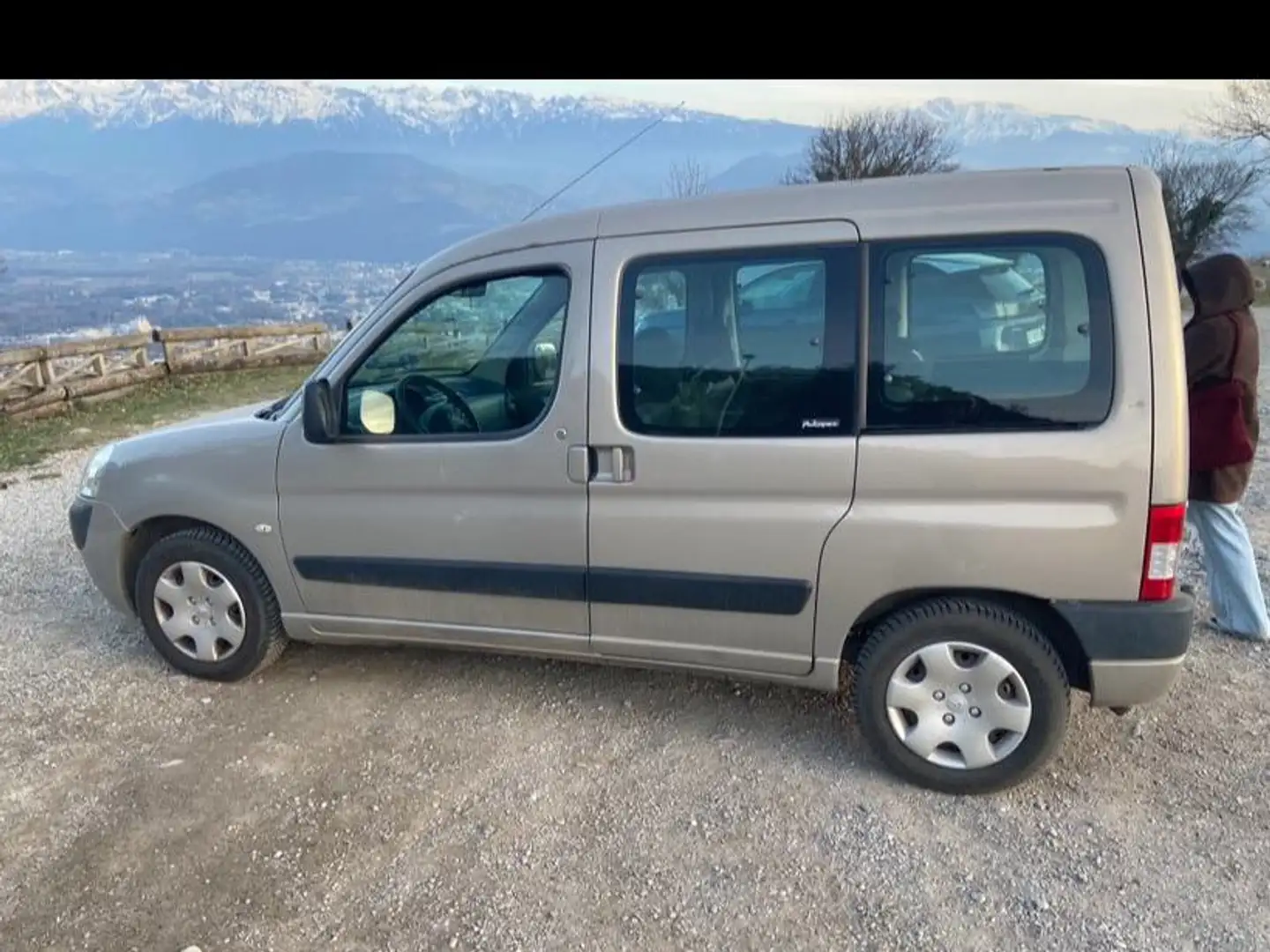 Citroen Berlingo Berlingo Multispace 1.4i Plus Goud - 1