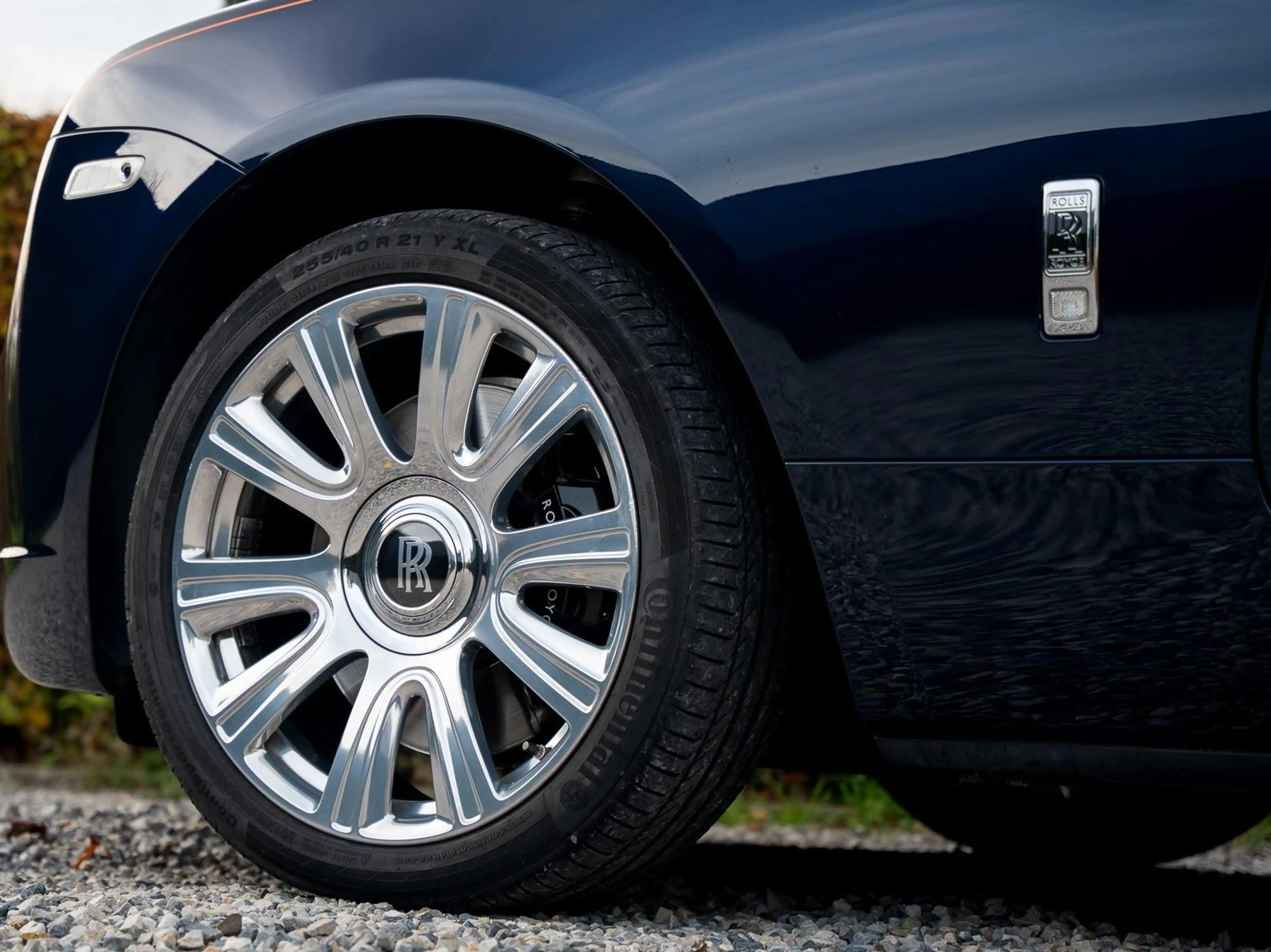 Rolls-Royce Dawn 6.6l V12 — photo 10