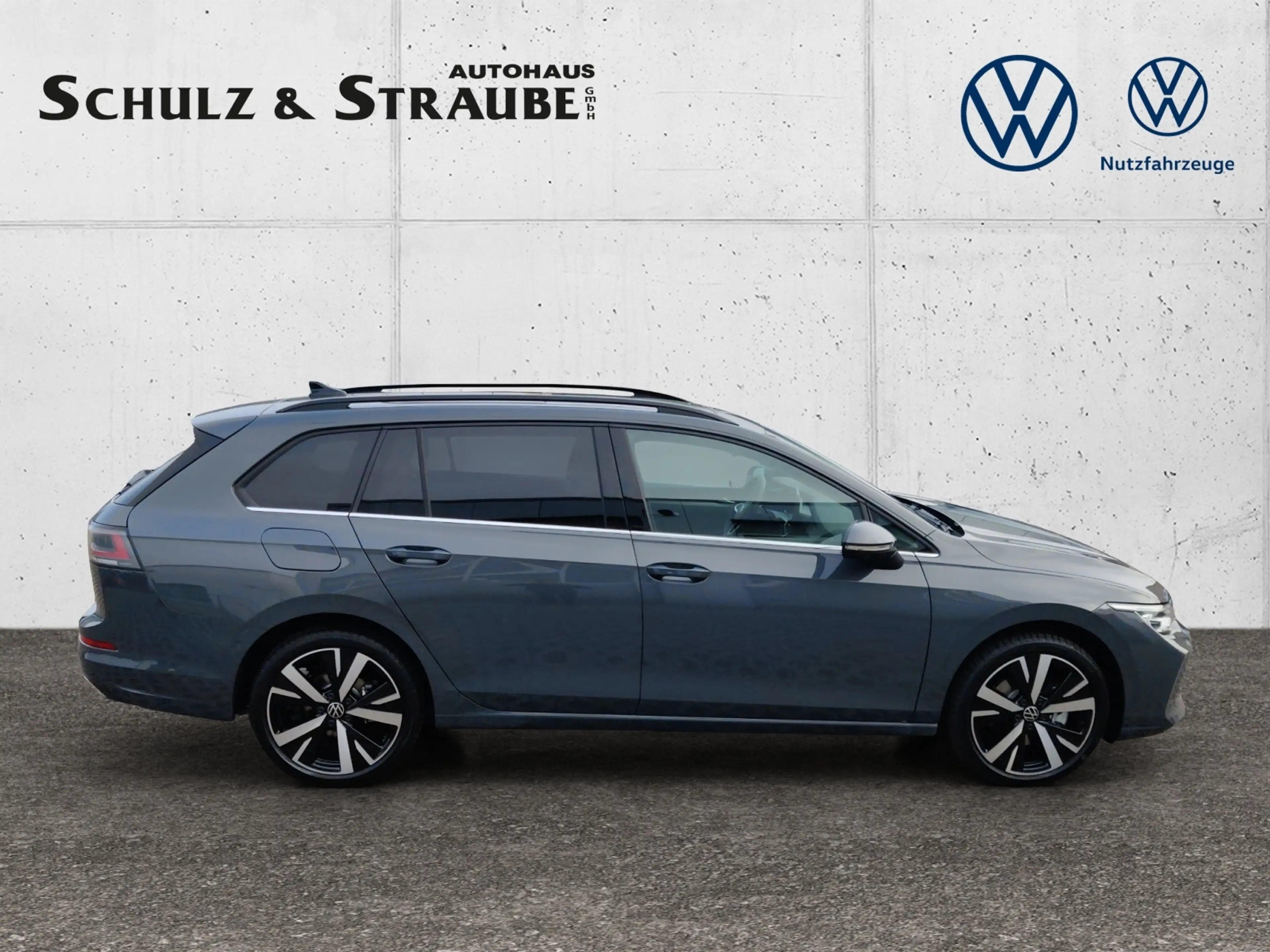 Volkswagen Golf Variant Style 2,0 l TDI 7-Gang Klima Navi Panorama Matrix — photo 7