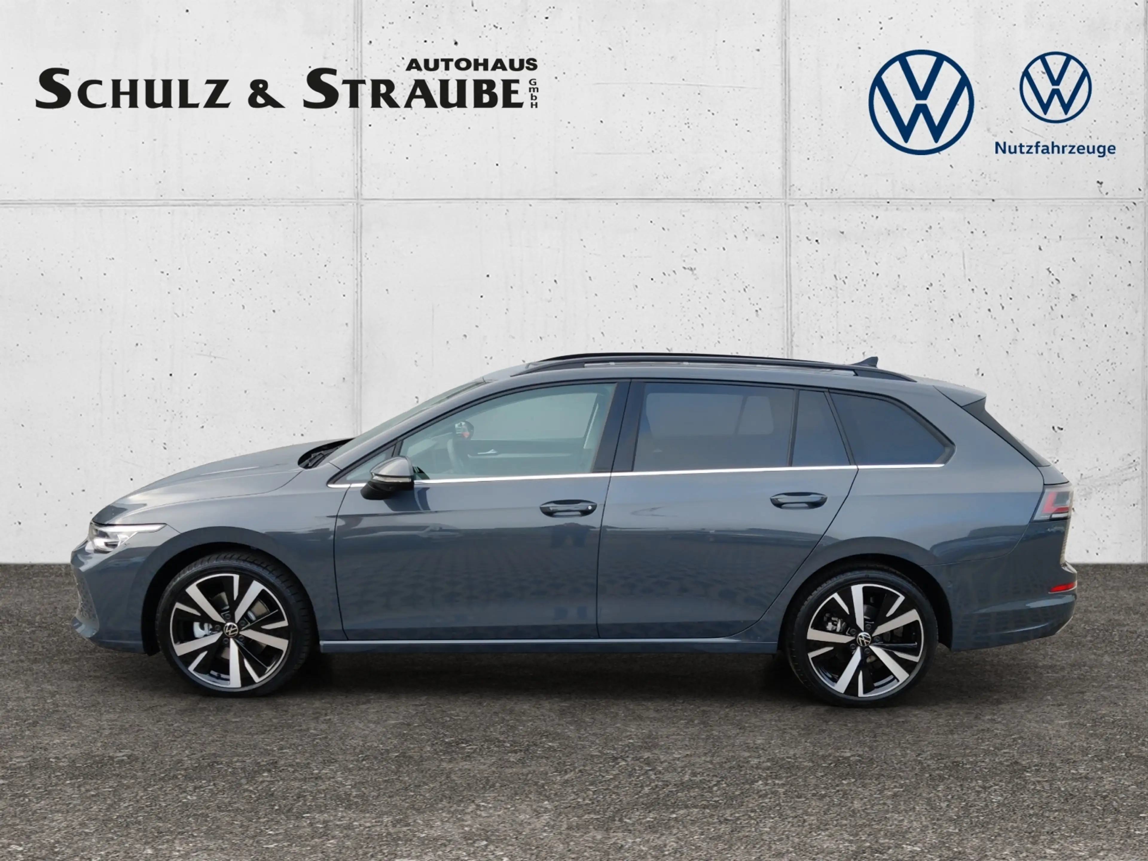 Volkswagen Golf Variant Style 2,0 l TDI 7-Gang Klima Navi Panorama Matrix — photo 3