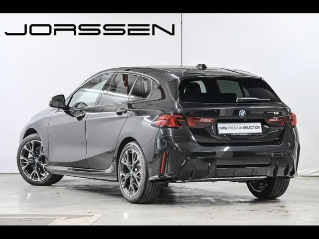 BMW M view 5
