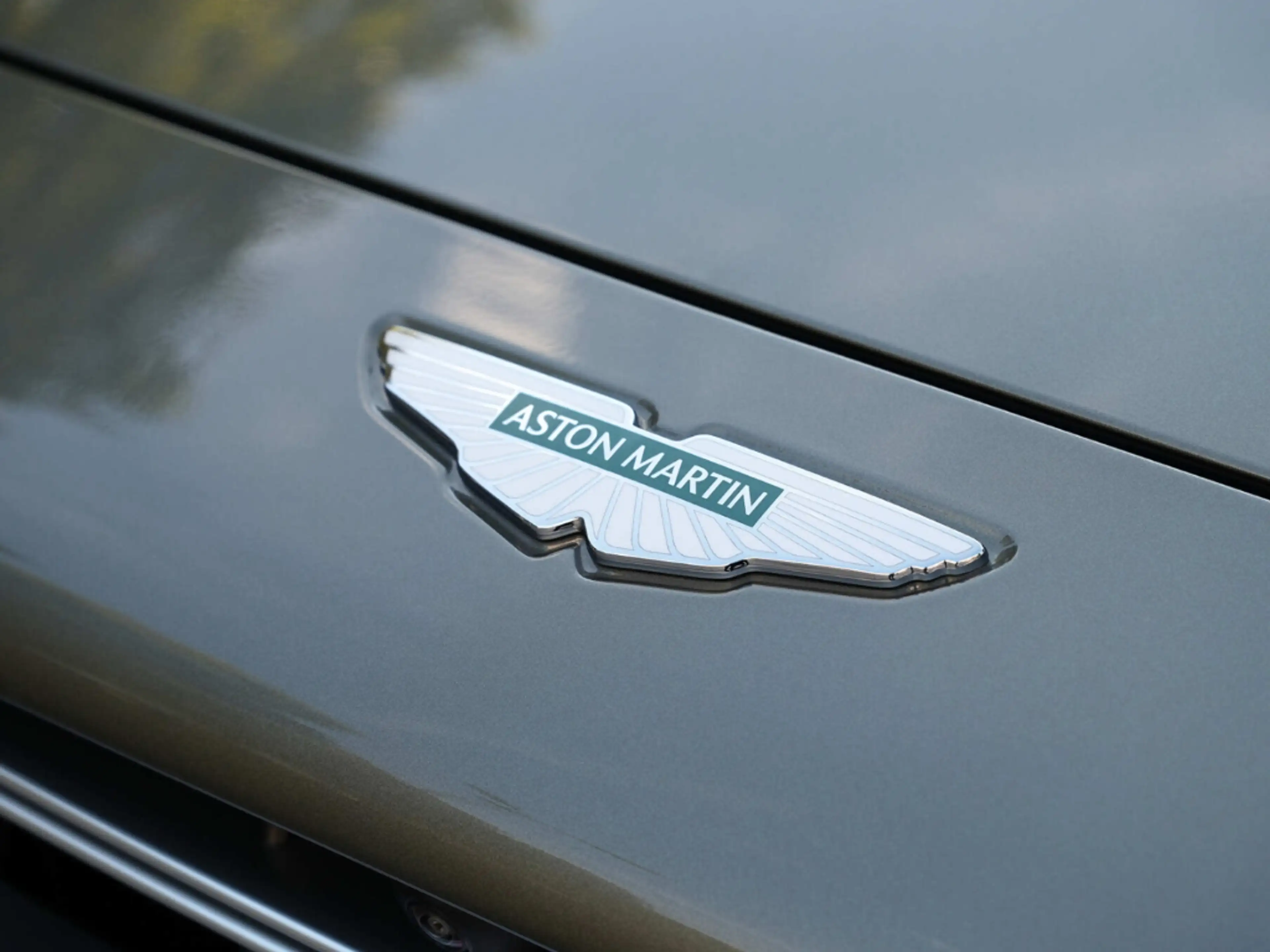 Aston Martin DBX 707 Titanium Grey / Onyx Black — photo 13