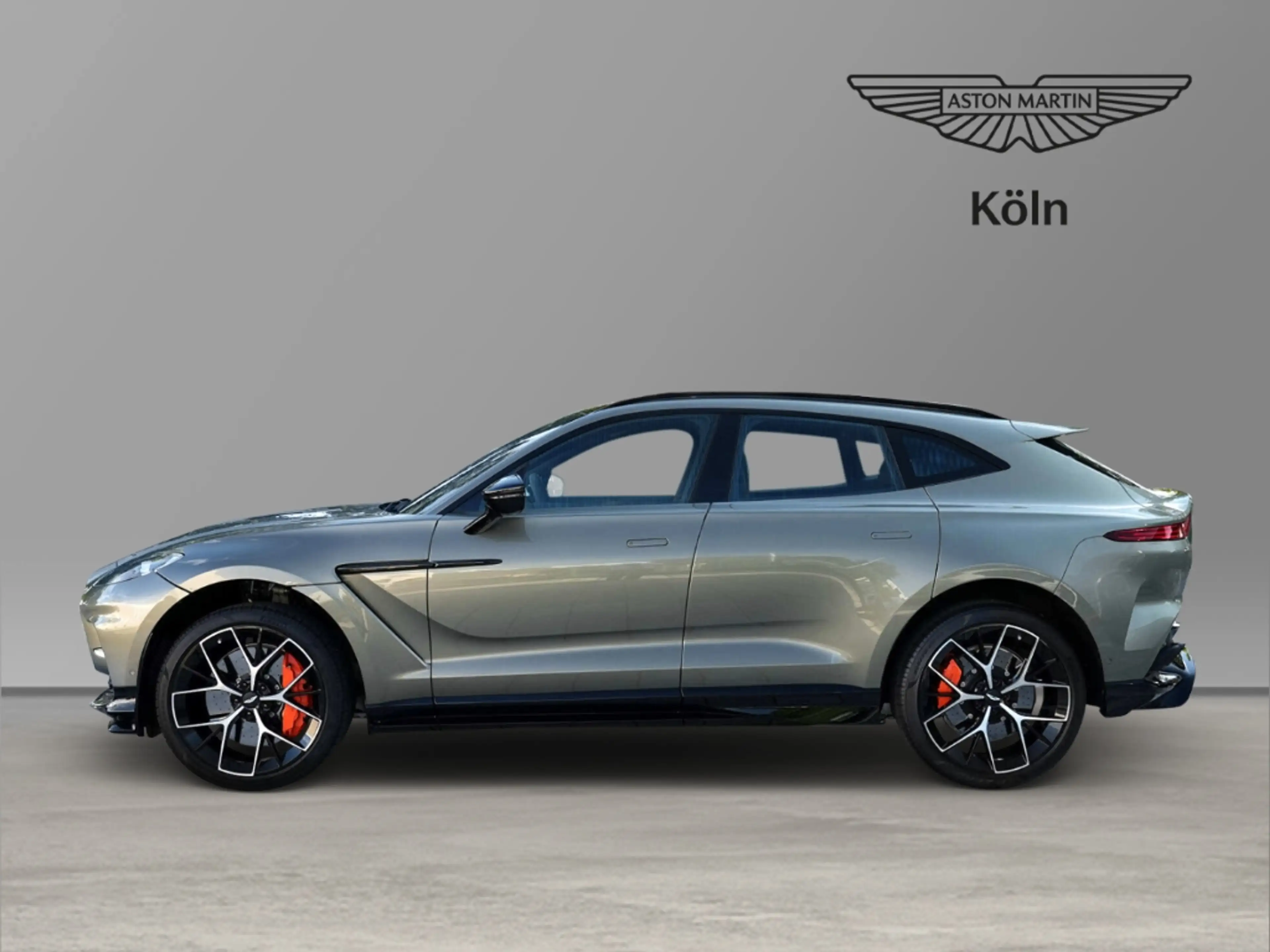 Aston Martin DBX 707 Titanium Grey / Onyx Black — photo 7