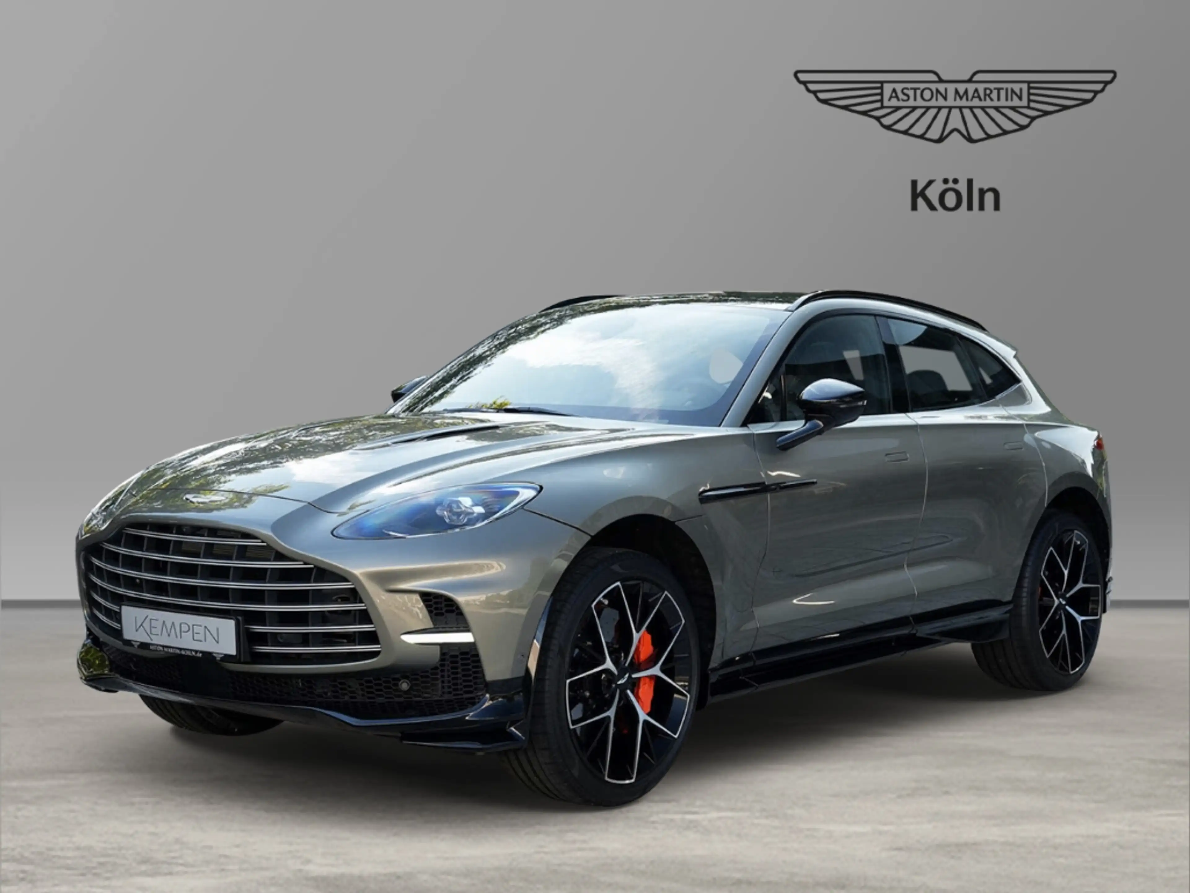 Aston Martin DBX 707 Titanium Grey / Onyx Black — photo 8
