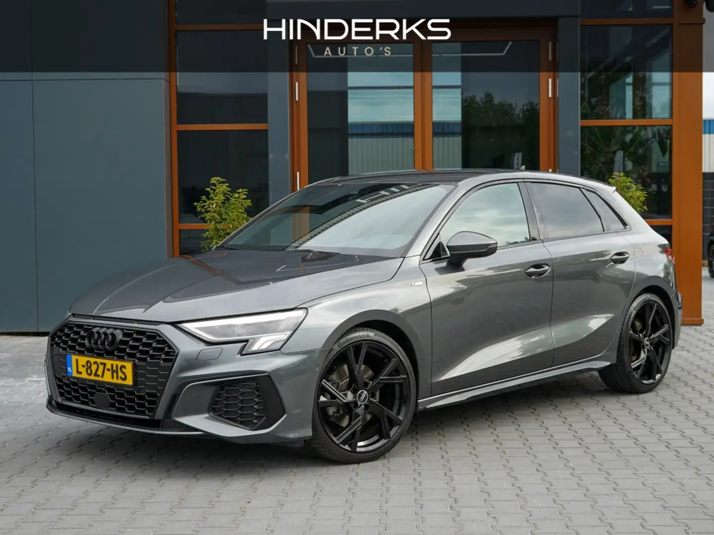 Audi A3 Sportback 35 TFSI S edition| 3X S-Line | Led | Cru Grijs - 1