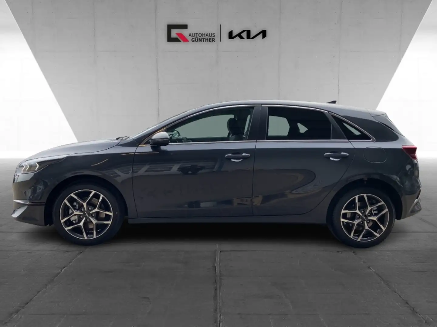 Kia Ceed / cee'd Ultimate Edition 1.5 T-GDI MHEV DCT Style Grijs - 2
